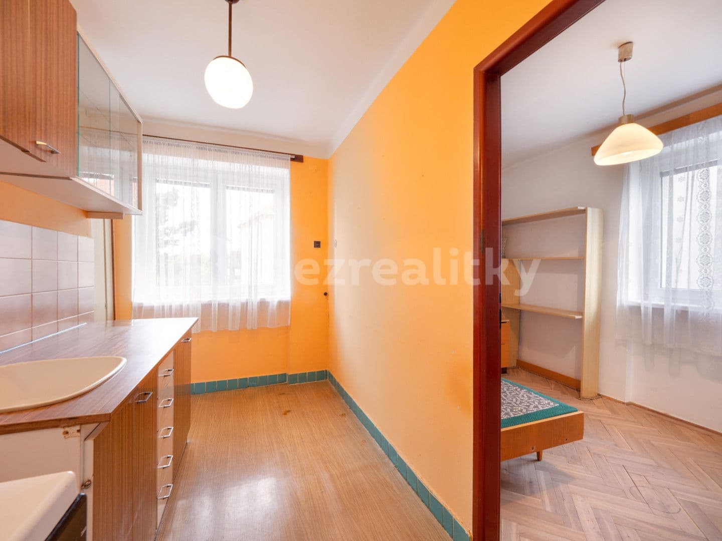 3 bedroom flat for sale, 60 m², Ke zvonici, Prague, Prague