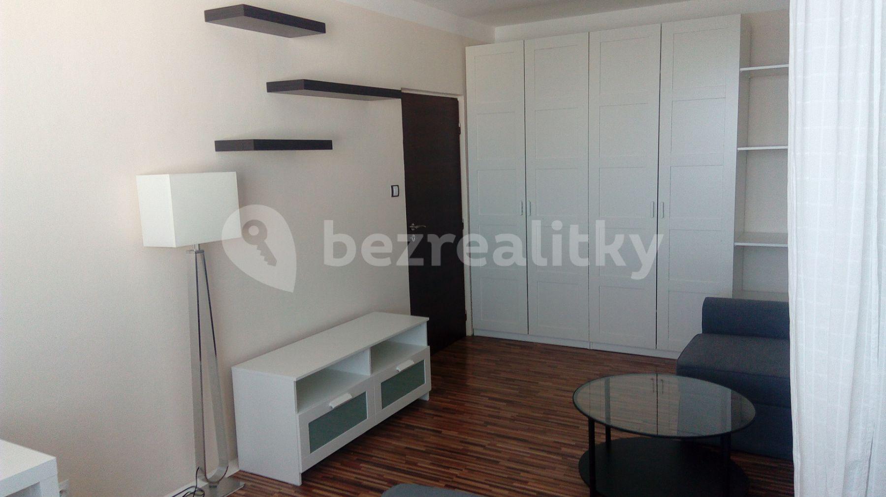 1 bedroom flat to rent, 39 m², třída Edvarda Beneše, Hradec Králové, Královéhradecký Region