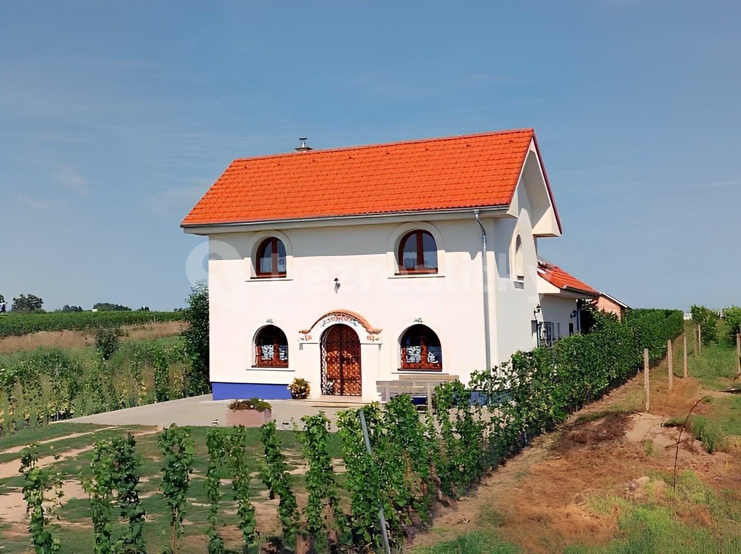 recreational property to rent, 0 m², Mikulčice, Jihomoravský Region