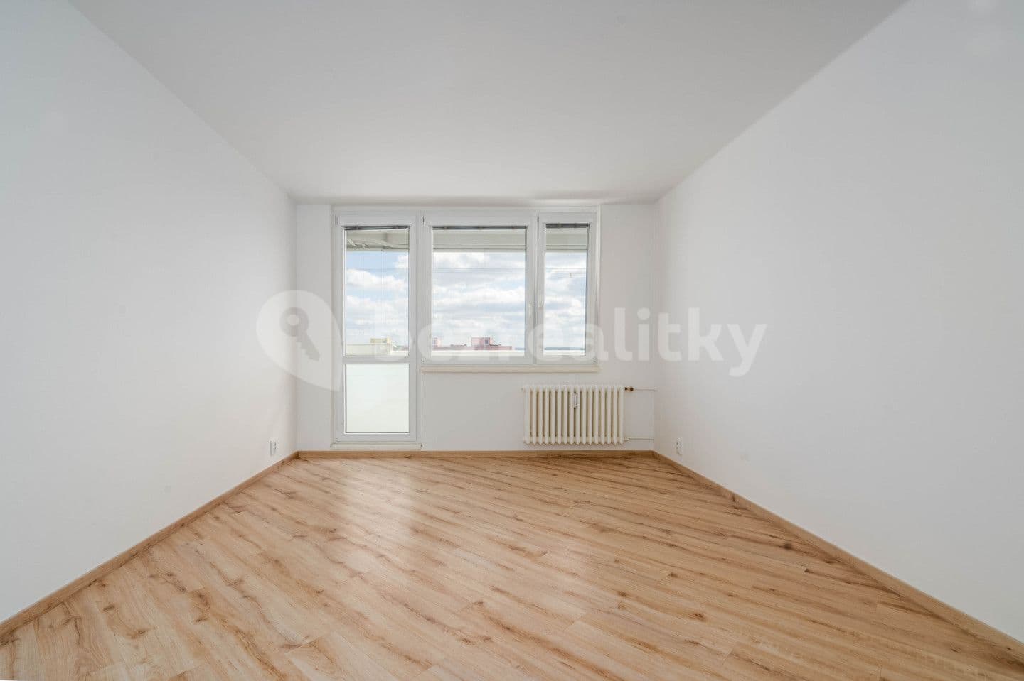 3 bedroom flat for sale, 80 m², Livornská, Prague, Prague