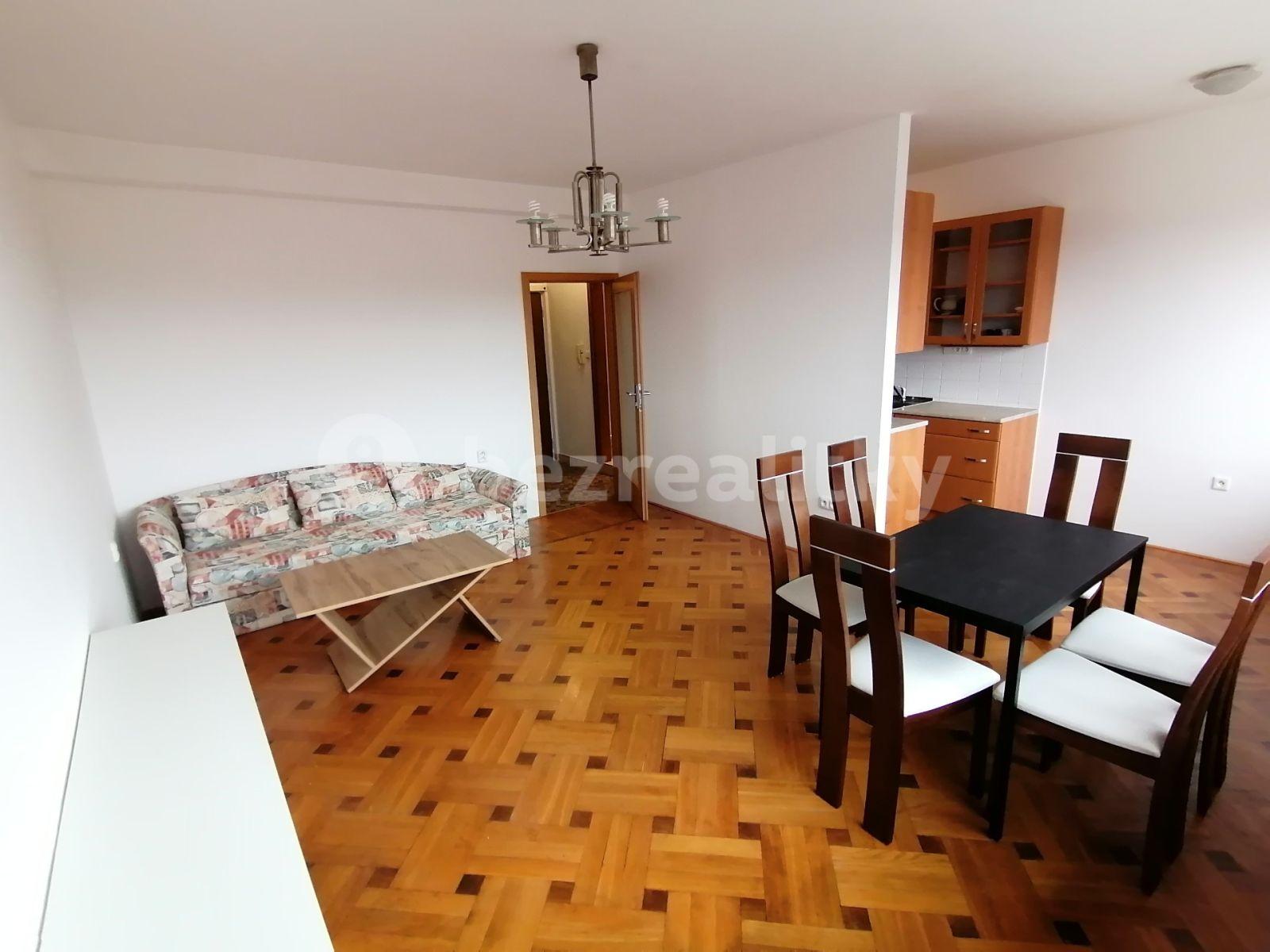 3 bedroom with open-plan kitchen flat to rent, 130 m², Xaveriova, Prague, Prague