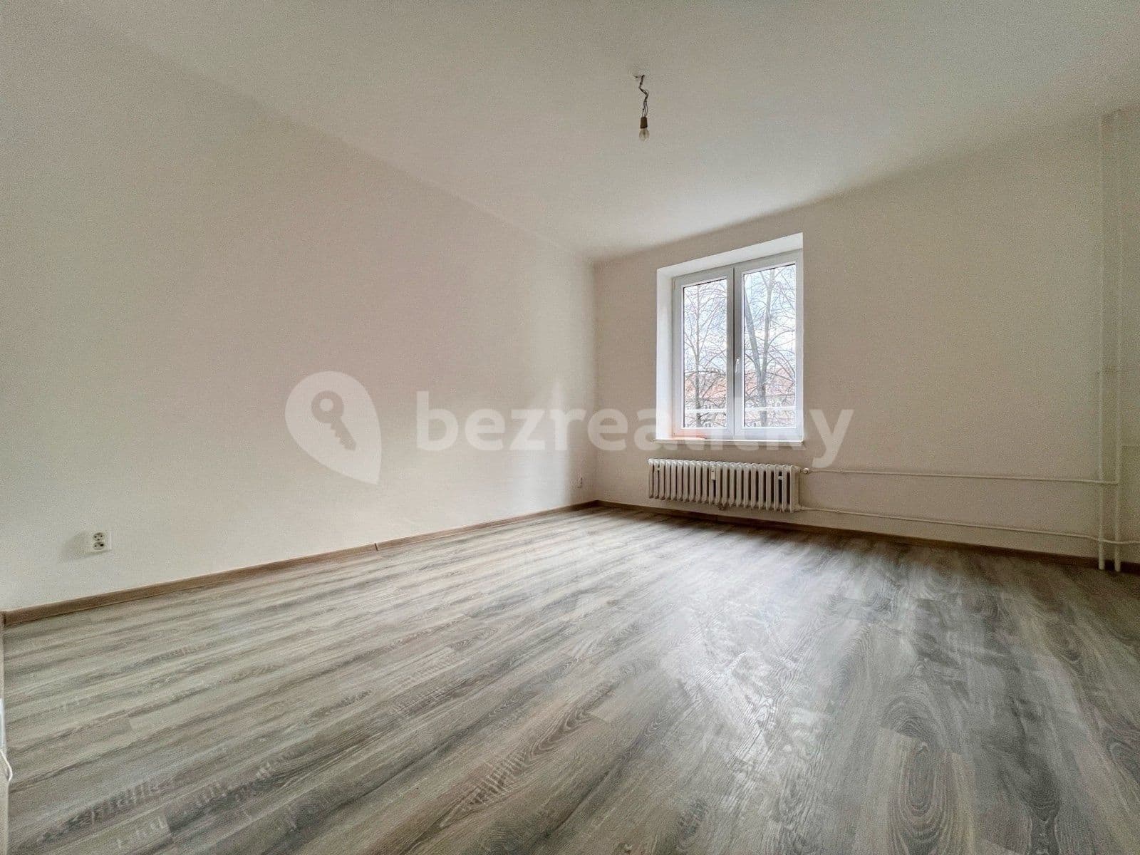 1 bedroom flat to rent, 37 m², náměstí Jana Nerudy, Ostrava, Moravskoslezský Region