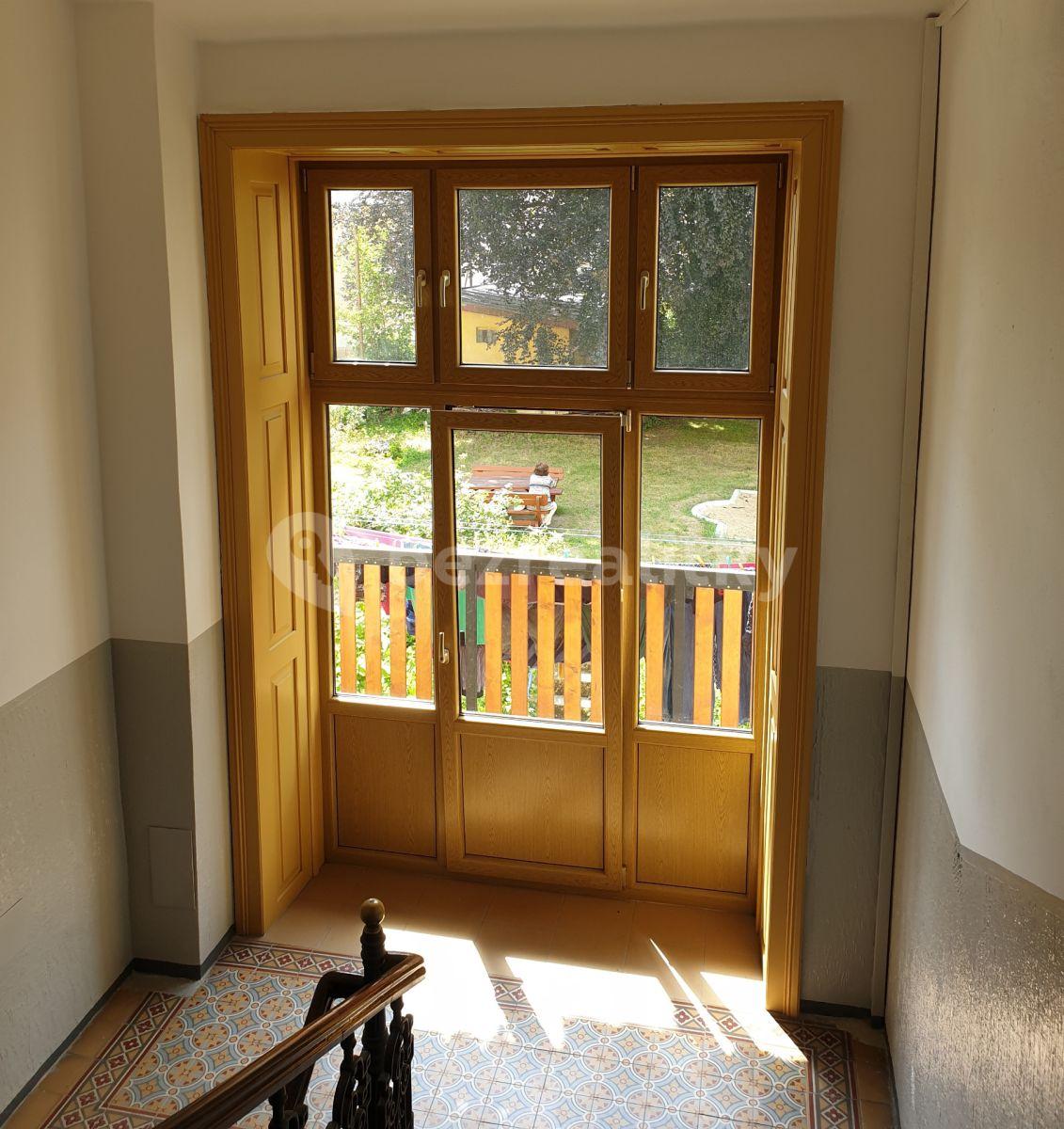 1 bedroom with open-plan kitchen flat to rent, 43 m², třída Legionářů, Jihlava, Vysočina Region