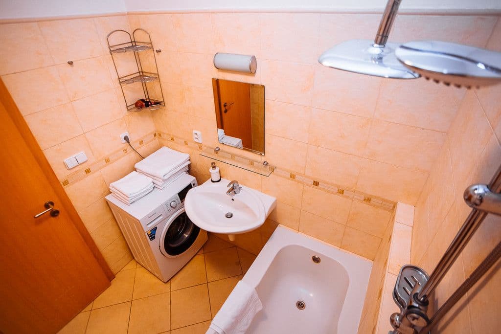 flat to rent, 60 m², Lublaňská, Prague, Prague