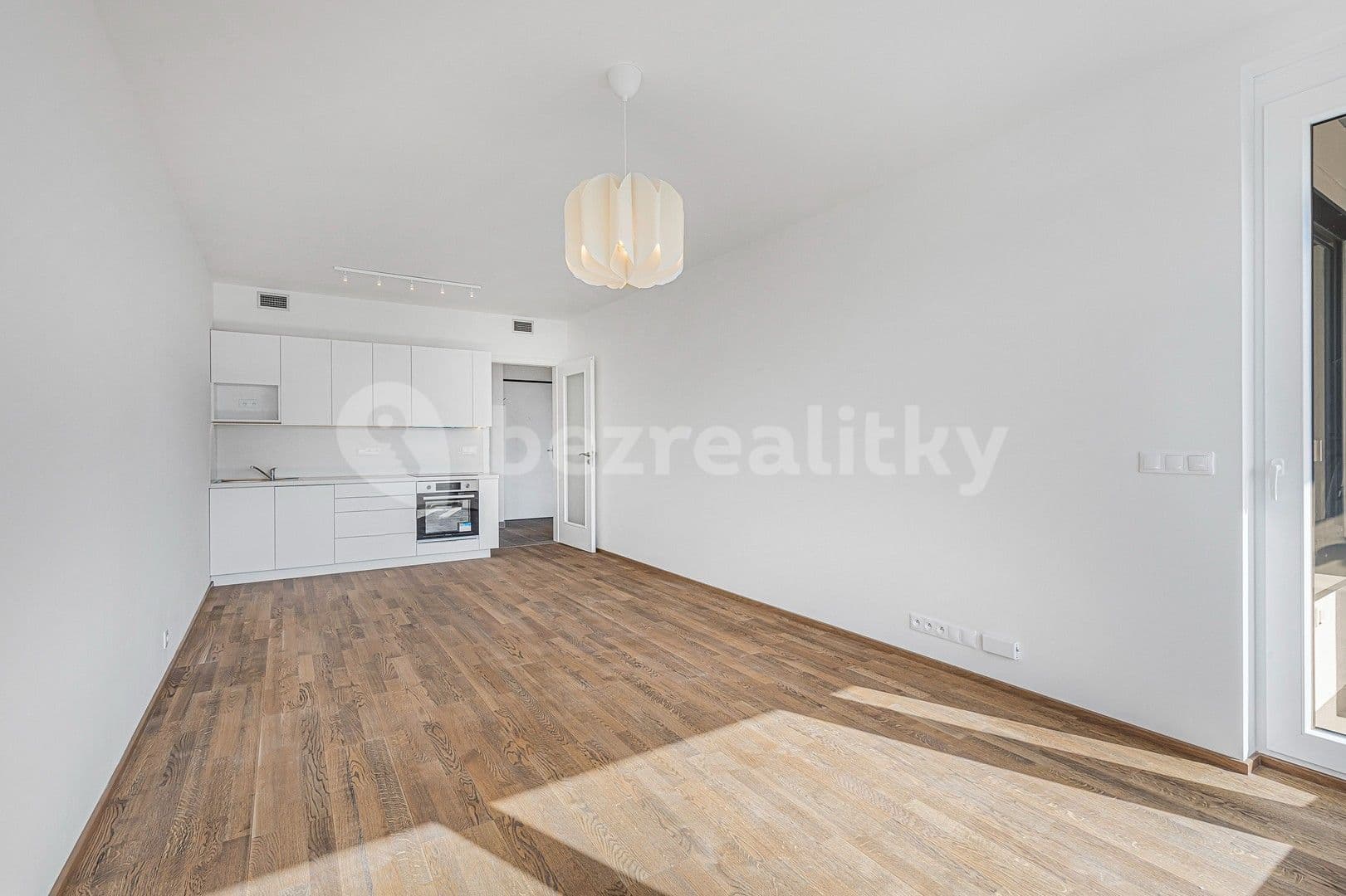 1 bedroom with open-plan kitchen flat to rent, 56 m², Smržových, Prague, Prague
