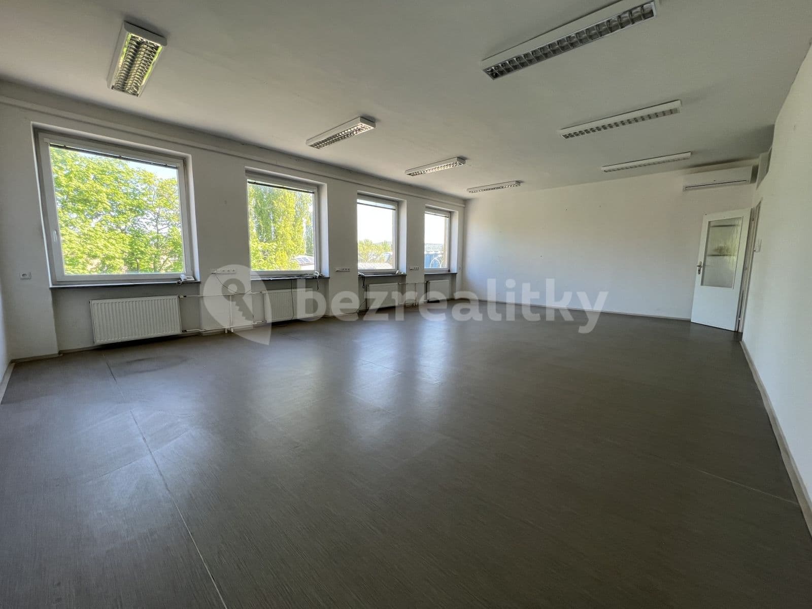 office to rent, 50 m², Mostecká, Brno, Jihomoravský Region