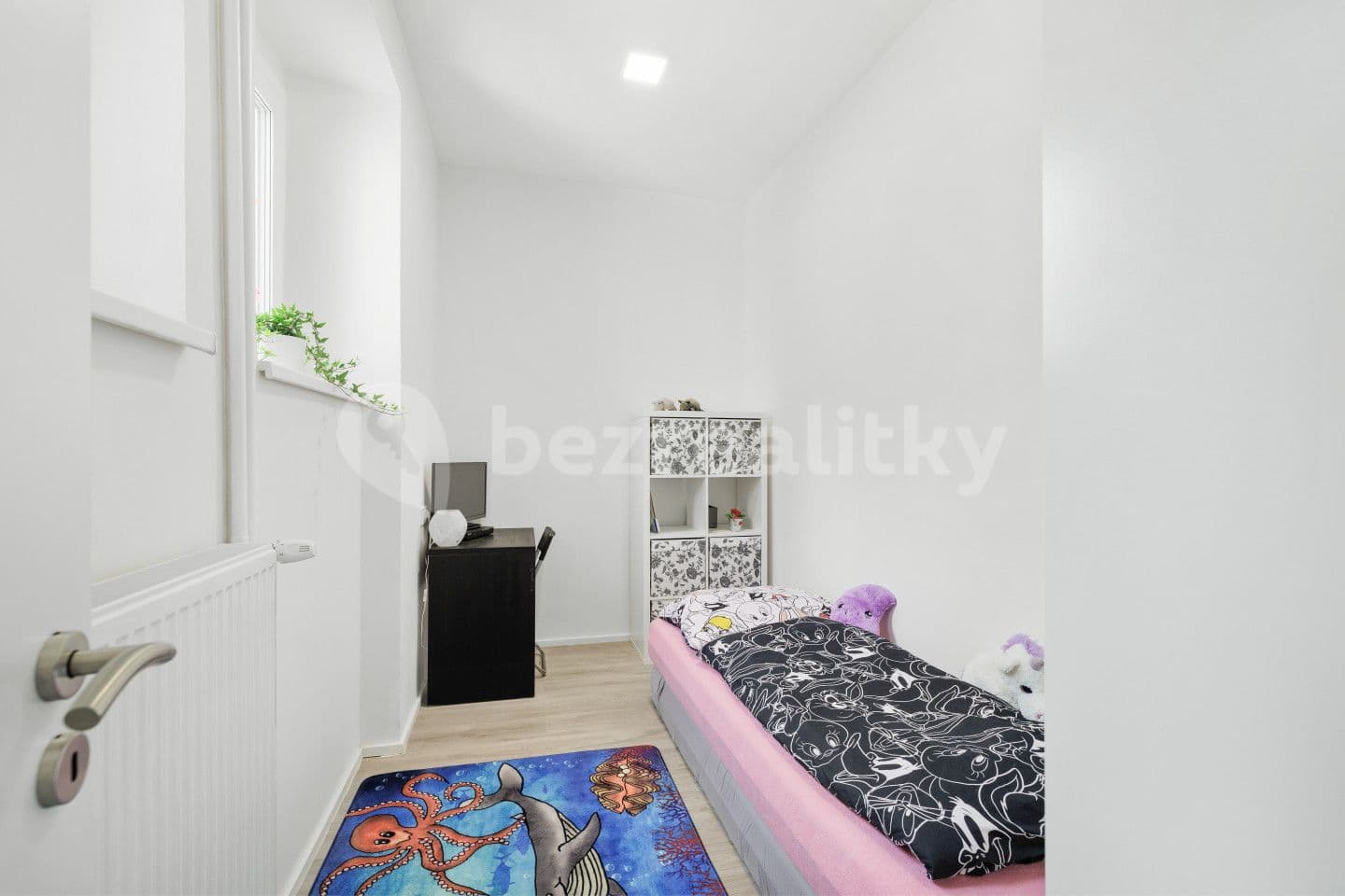 2 bedroom with open-plan kitchen flat for sale, 33 m², Krčínova, Kolín, Středočeský Region