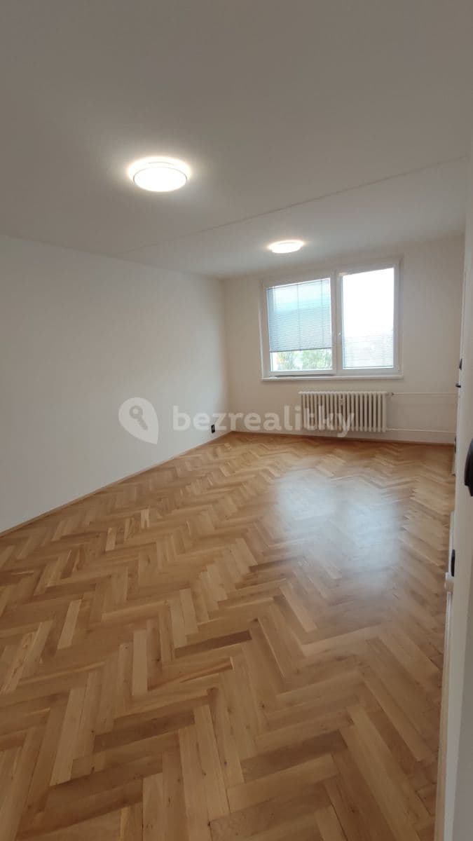 3 bedroom flat to rent, 74 m², Gagarinova, Znojmo, Jihomoravský Region