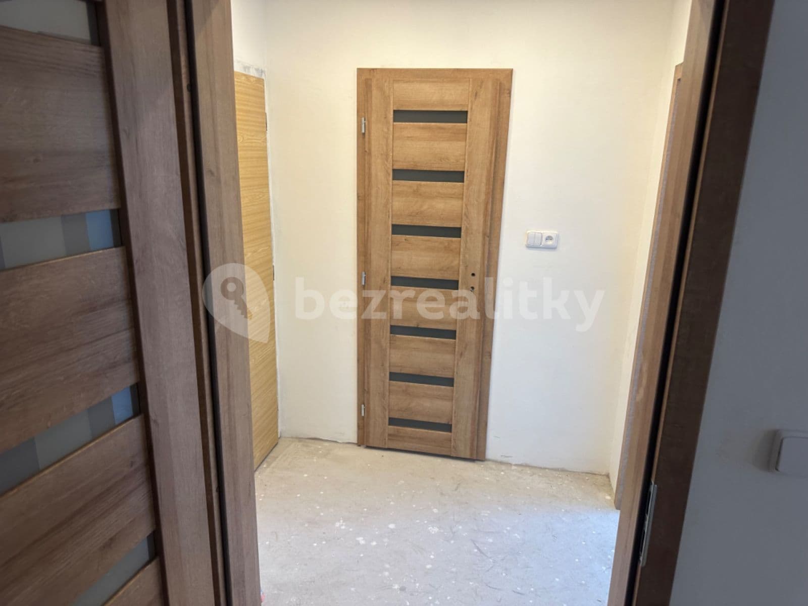 1 bedroom with open-plan kitchen flat for sale, 43 m², U Červeného kostela, Teplice, Ústecký Region