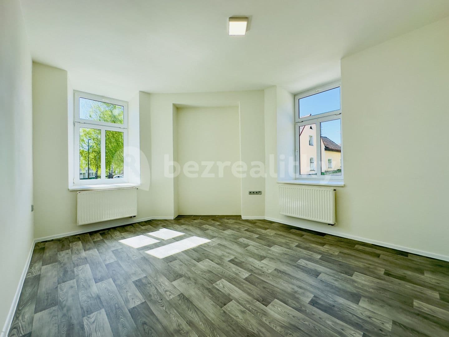 2 bedroom flat for sale, 59 m², Vídeňská, Nová Bystřice, Jihočeský Region