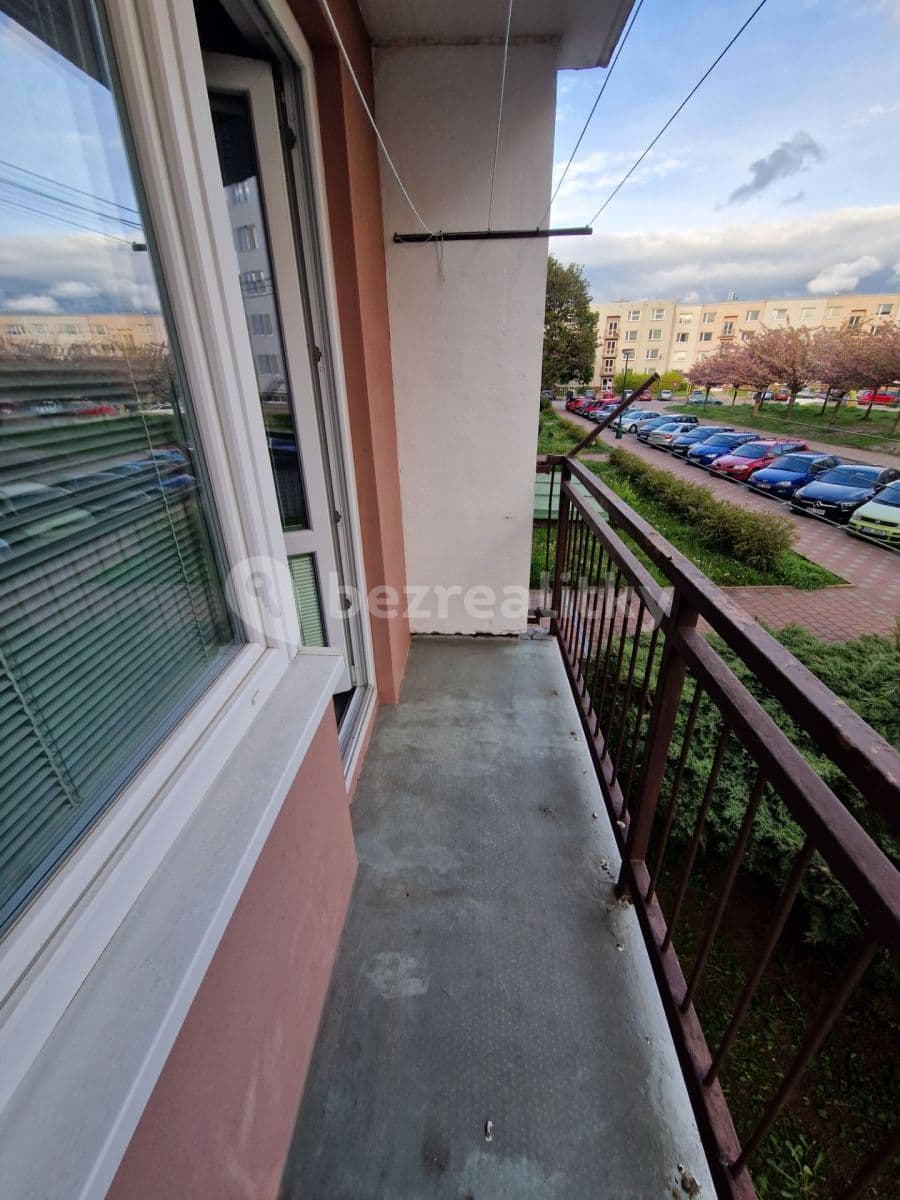 4 bedroom flat to rent, 74 m², Na jihu, Jičín, Královéhradecký Region