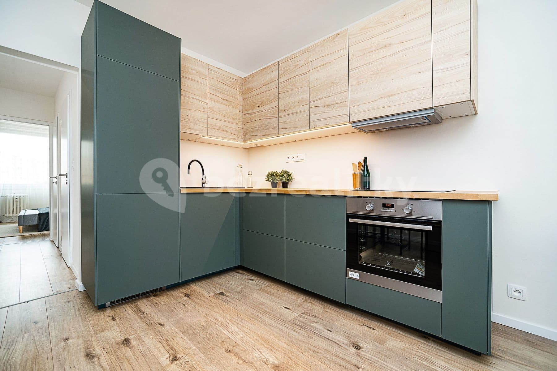 2 bedroom with open-plan kitchen flat for sale, 68 m², Sečská, Prague, Prague