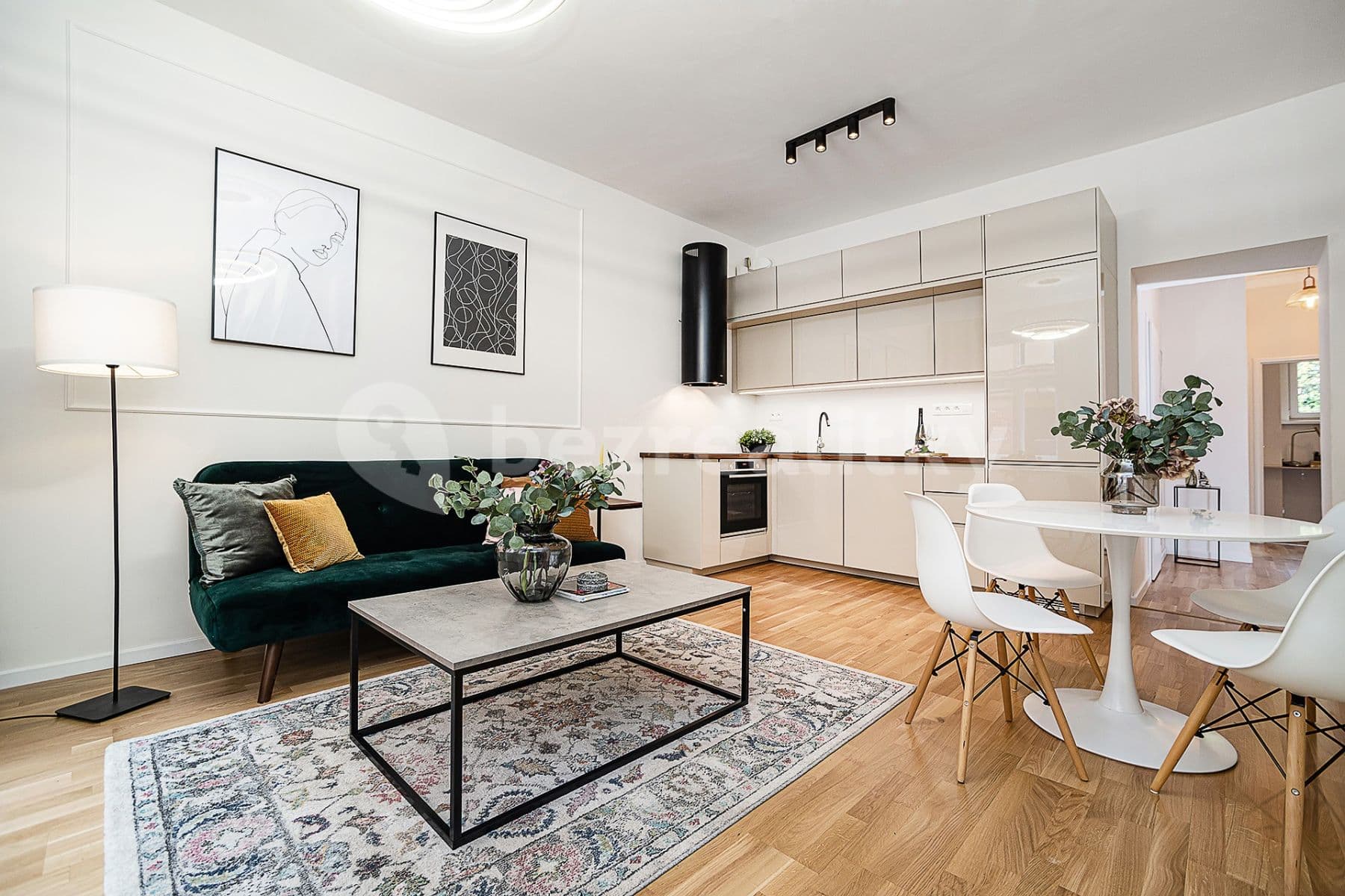 2 bedroom with open-plan kitchen flat for sale, 83 m², Vinohradská, Prague, Prague