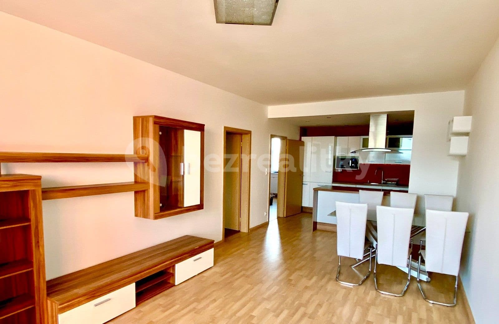 1 bedroom with open-plan kitchen flat to rent, 64 m², Svitákova, Prague, Prague