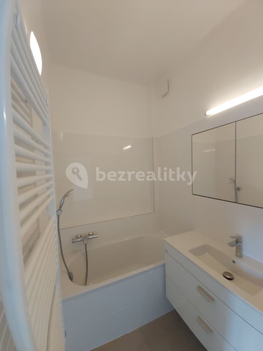 2 bedroom flat to rent, 48 m², Sokolovská, Prague, Prague