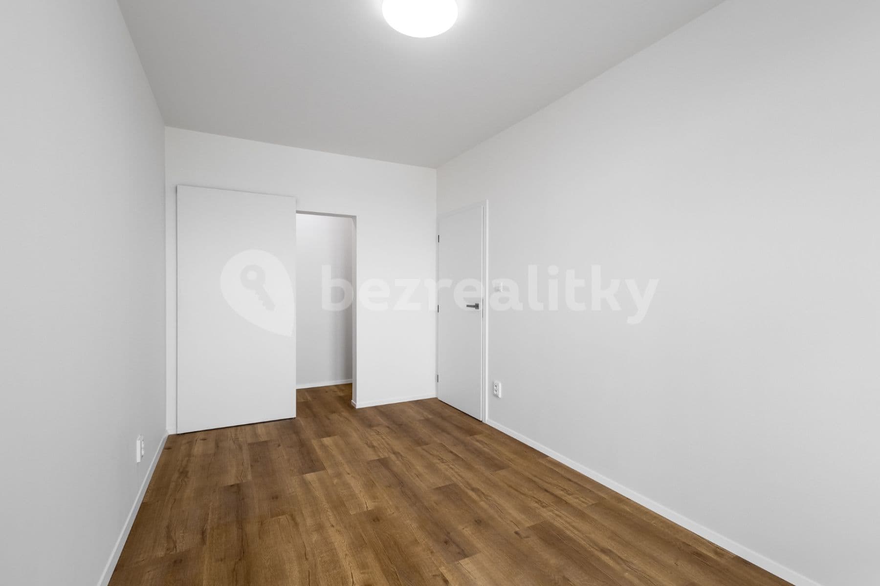 2 bedroom with open-plan kitchen flat for sale, 67 m², Levského, Prague, Prague