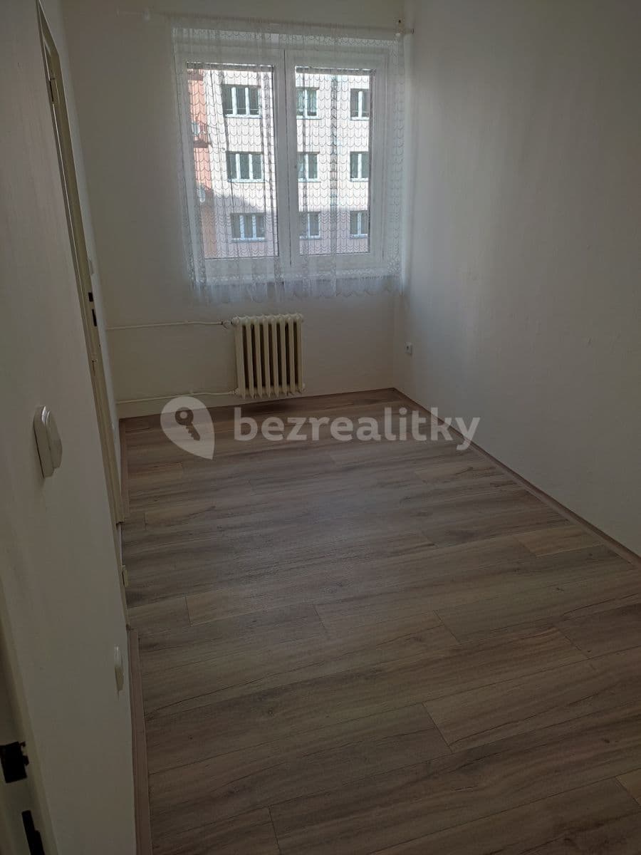 3 bedroom flat to rent, 62 m², Budovatelů, Hlinsko, Pardubický Region