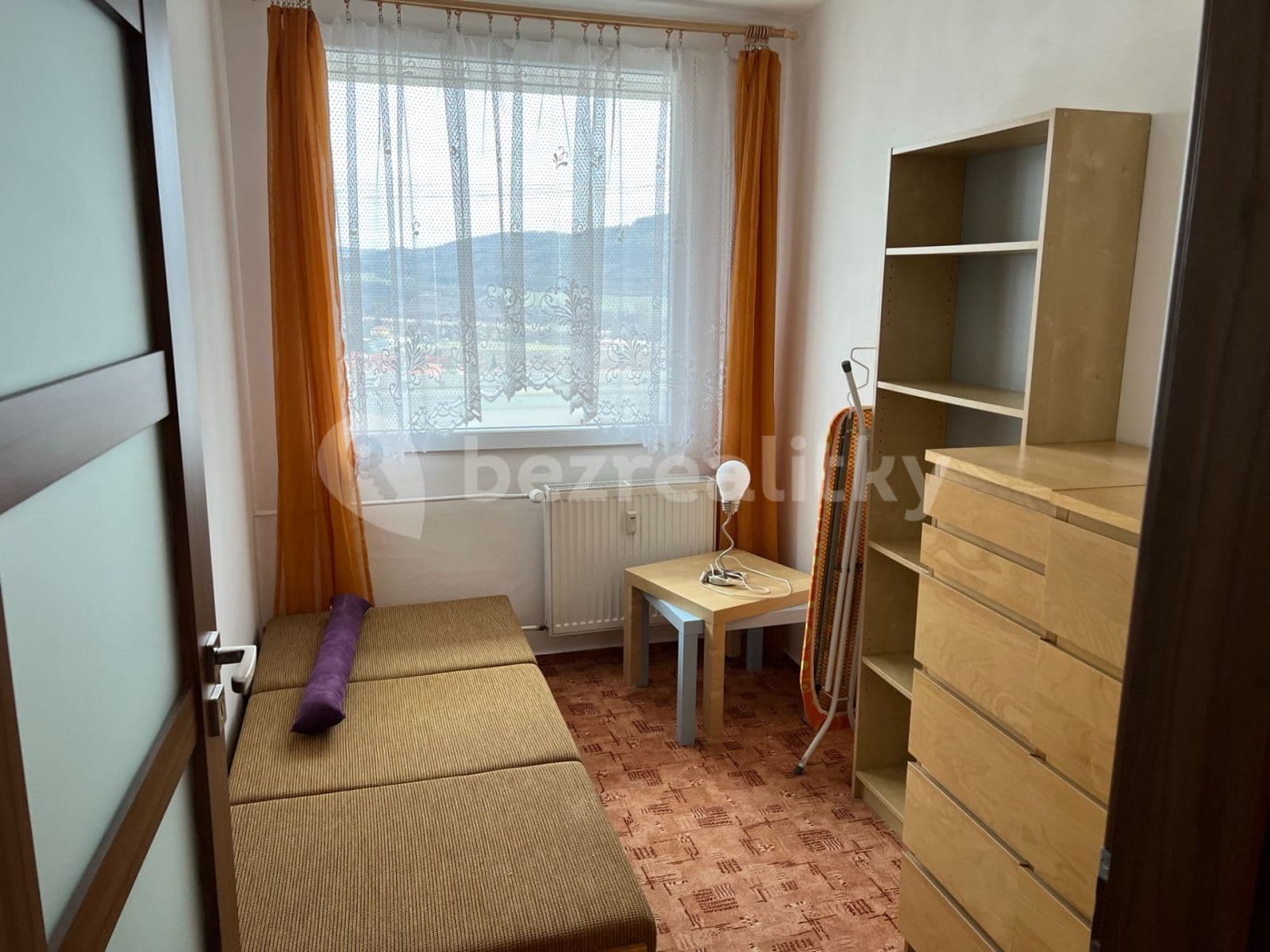 2 bedroom with open-plan kitchen flat to rent, 61 m², Velizská, Zdice, Středočeský Region
