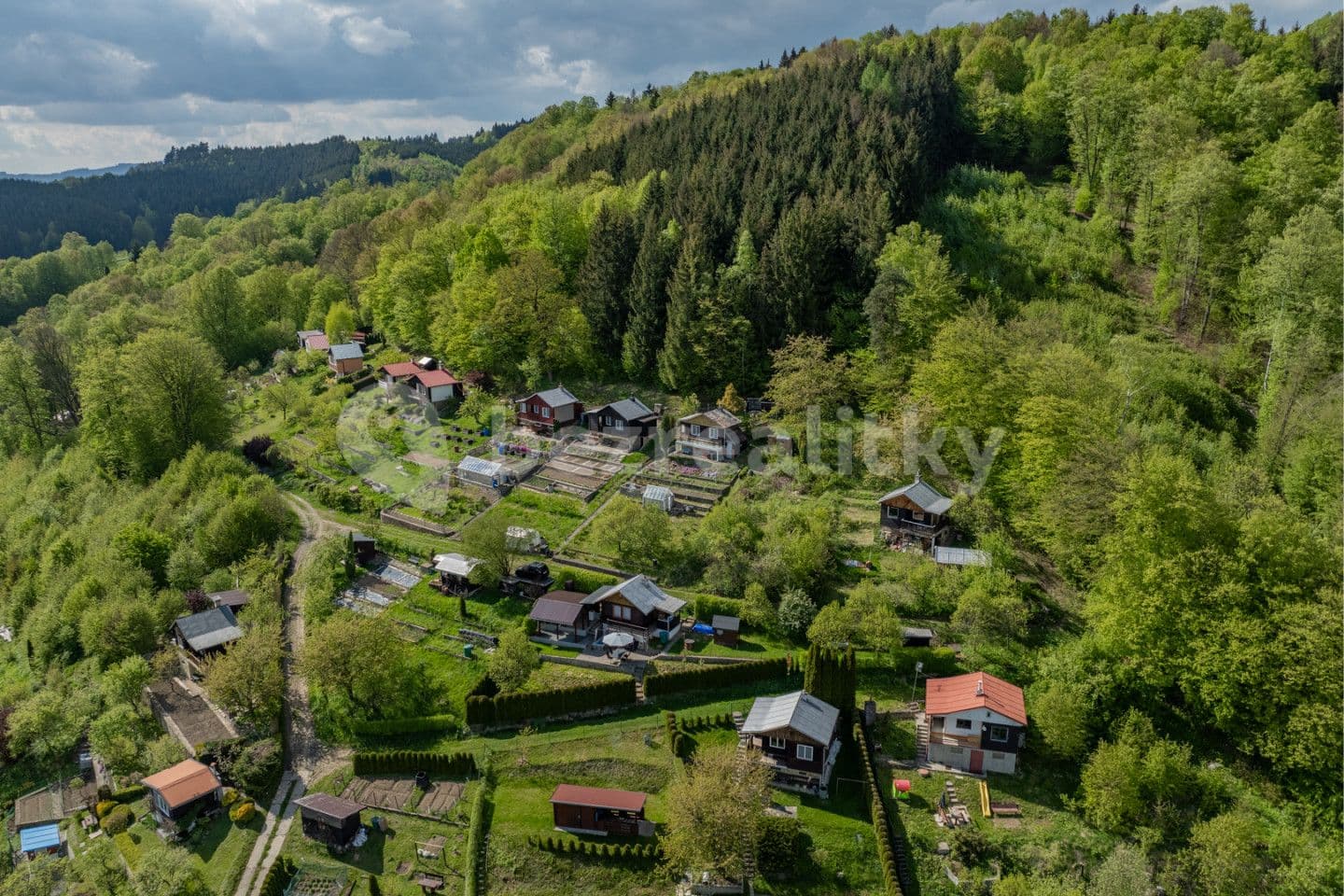 recreational property for sale, 409 m², Vsetín, Zlínský Region