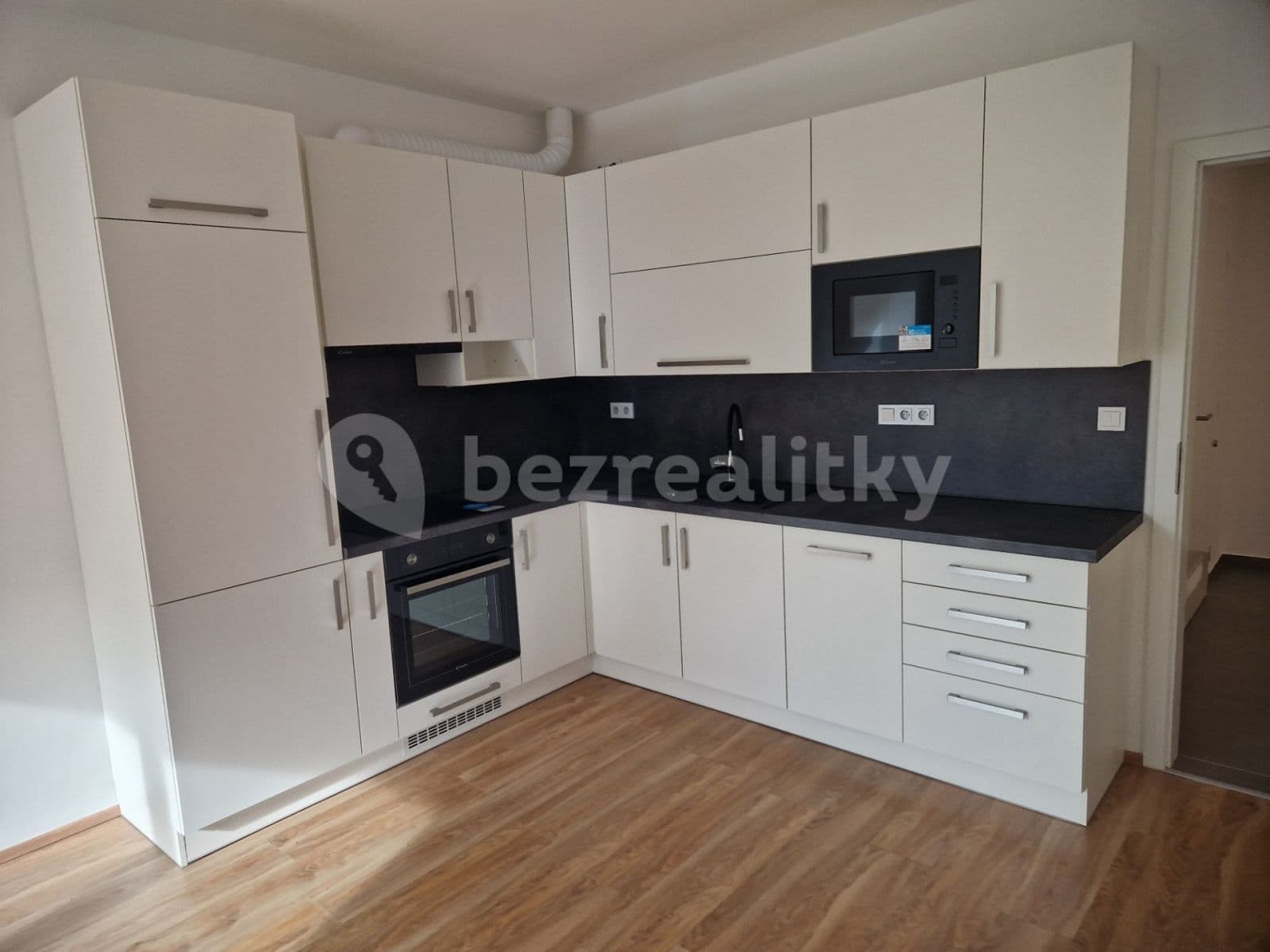1 bedroom with open-plan kitchen flat to rent, 62 m², Viktora Olivy, Nové Strašecí, Středočeský Region