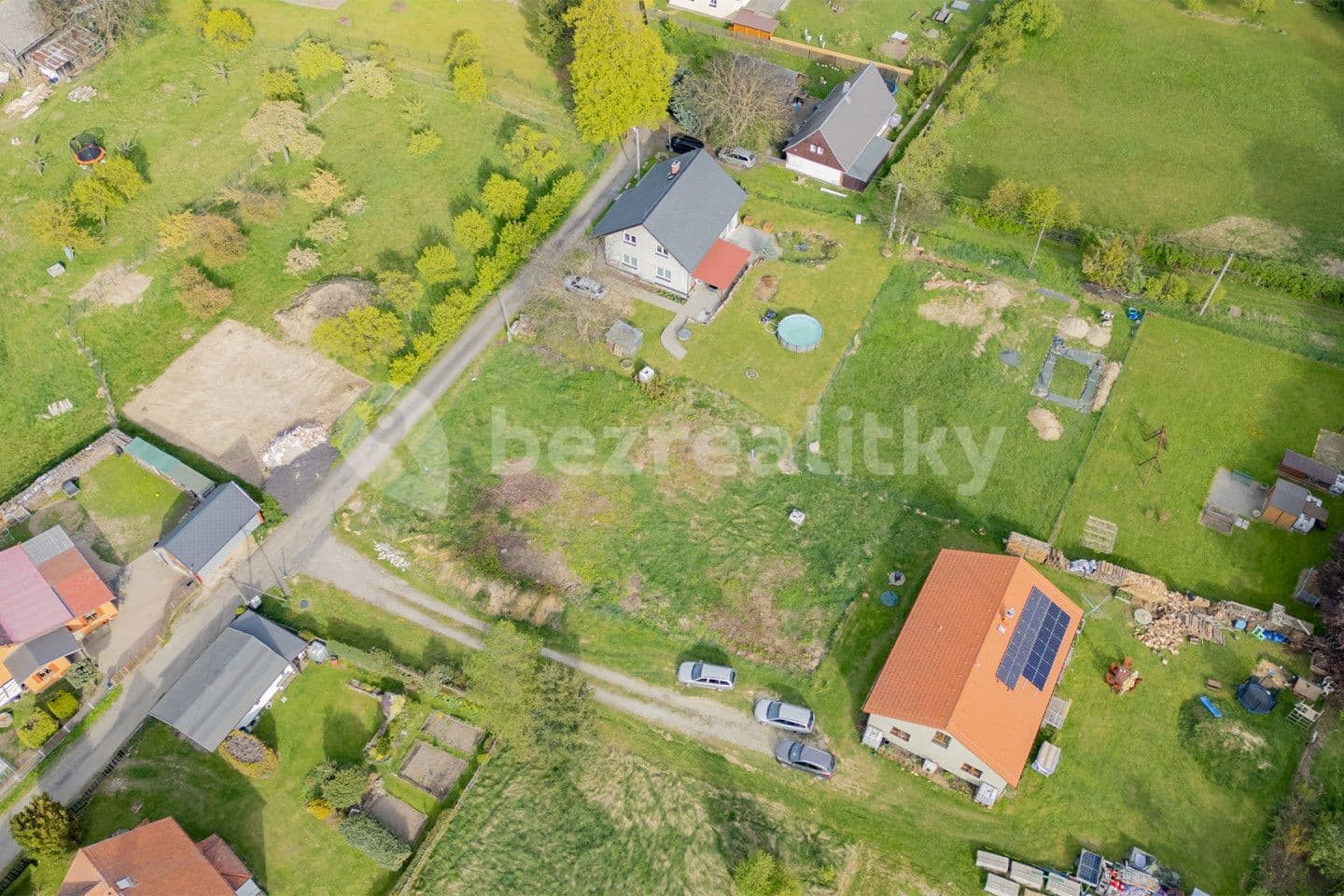 plot for sale, 998 m², Hrádek nad Nisou, Liberecký Region