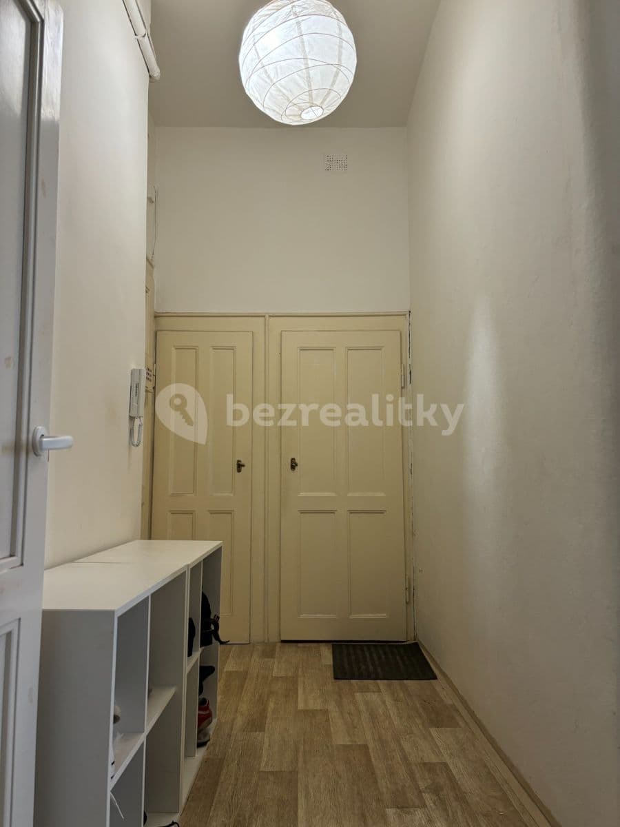 3 bedroom flat for sale, 97 m², Seifertova, Prague, Prague