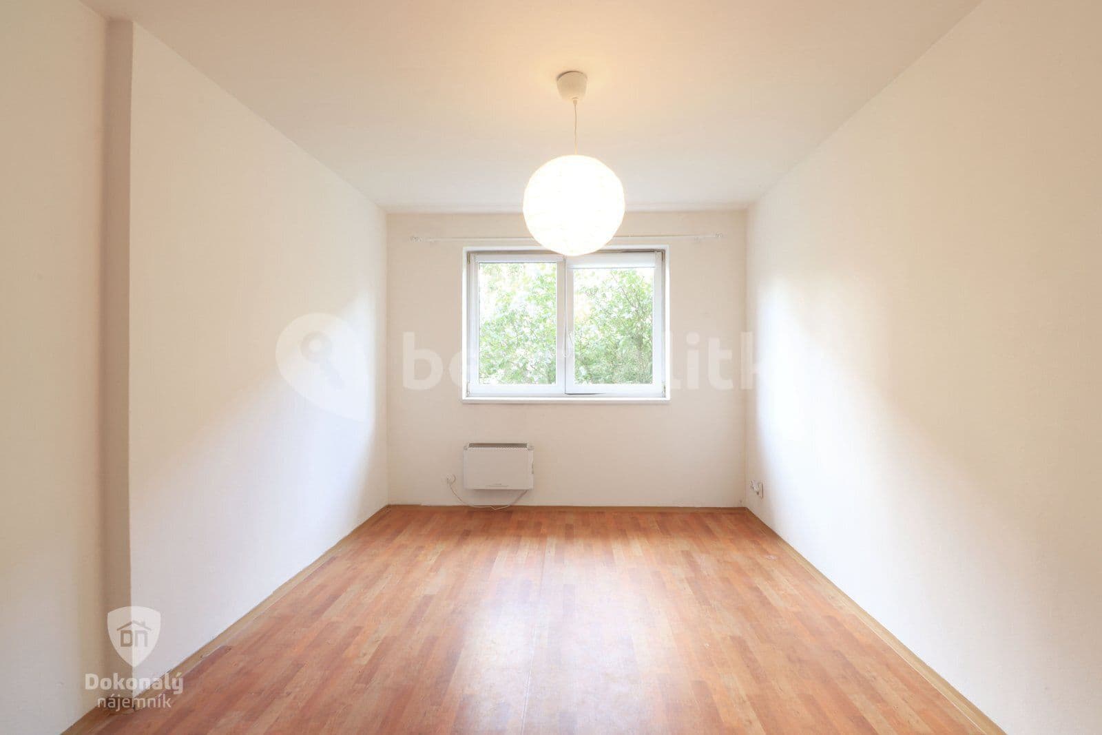 1 bedroom flat to rent, 28 m², Spojovací, Milovice, Středočeský Region