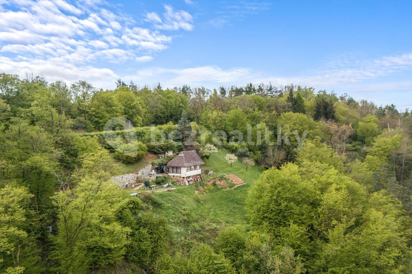 recreational property for sale, 18,683 m², Zbečno, Středočeský Region