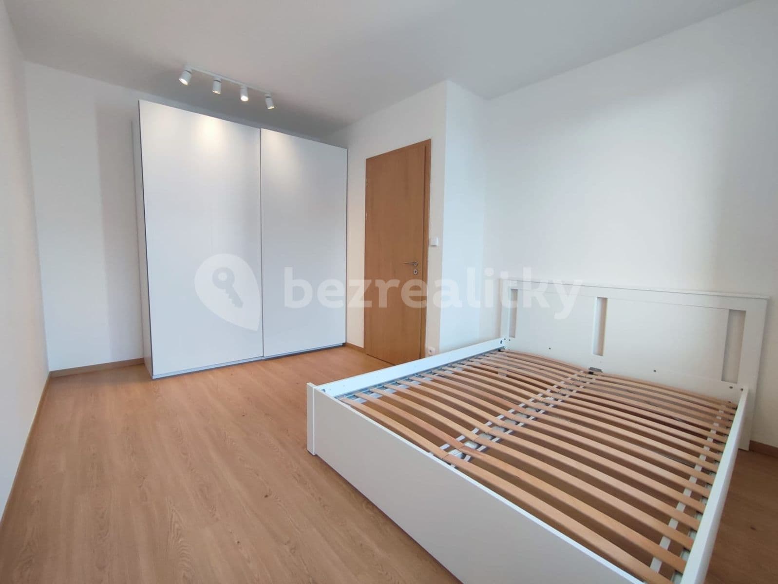 1 bedroom with open-plan kitchen flat to rent, 55 m², Stočesova, Prague, Prague