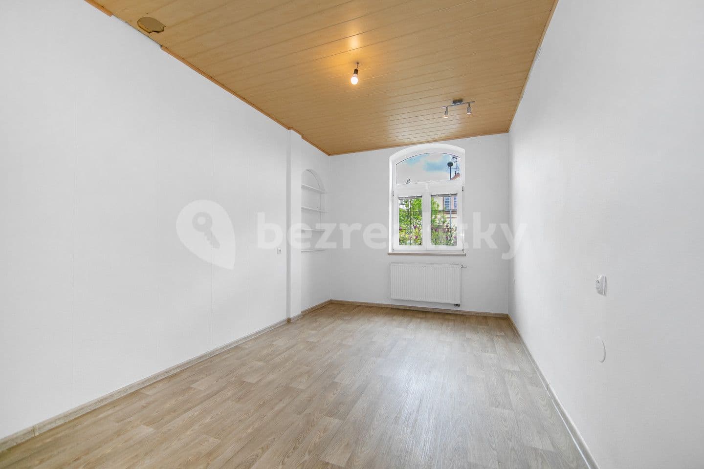 3 bedroom flat for sale, 69 m², Dvořákova, Horšovský Týn, Plzeňský Region