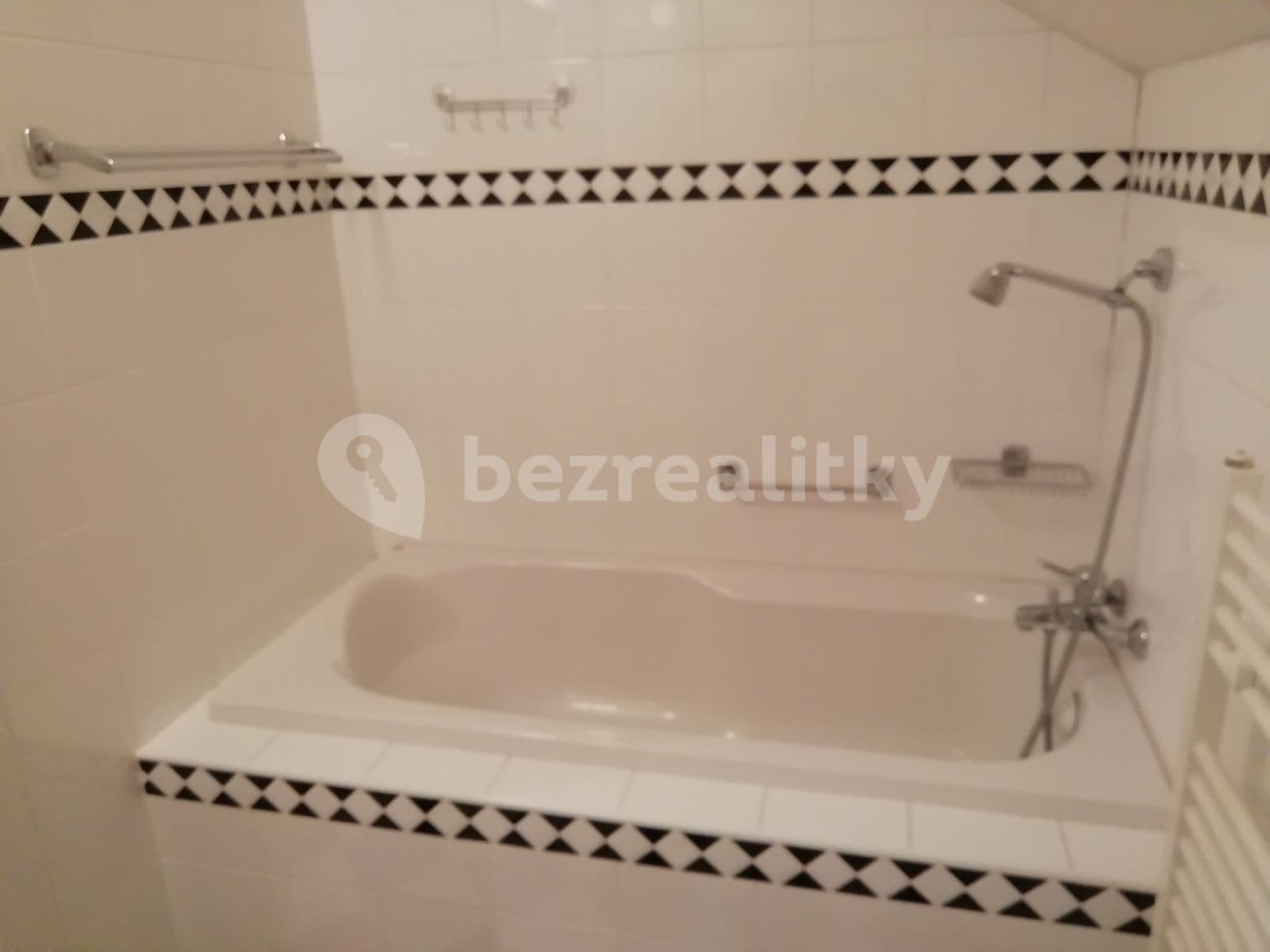 flat to rent, 98 m², Na Okrouhlíku, Prague, Prague