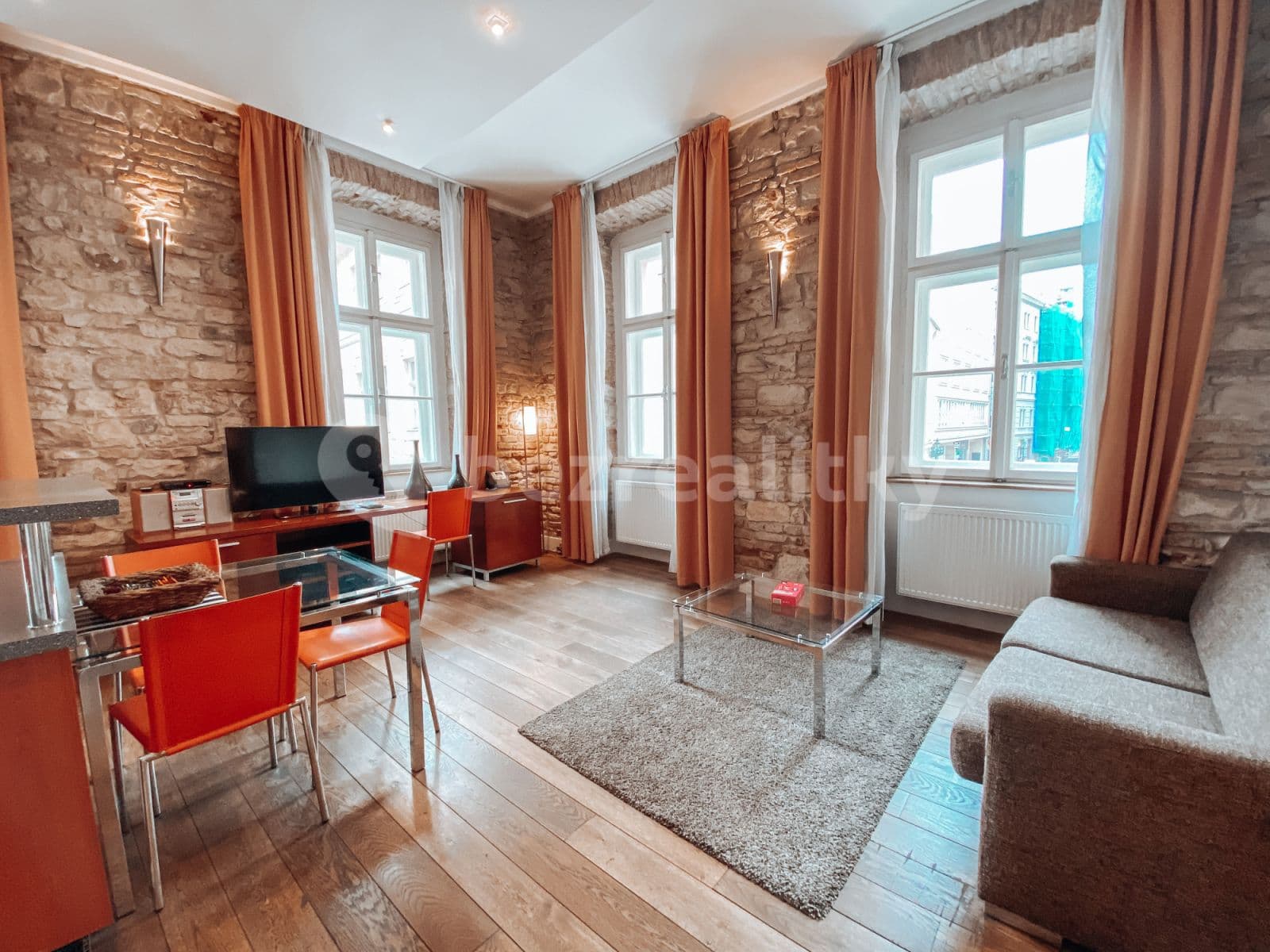 1 bedroom with open-plan kitchen flat to rent, 53 m², Rybná, Prague, Prague