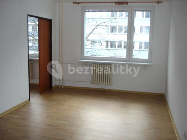 1 bedroom with open-plan kitchen flat to rent, 41 m², Děčínská, Kladno, Středočeský Region