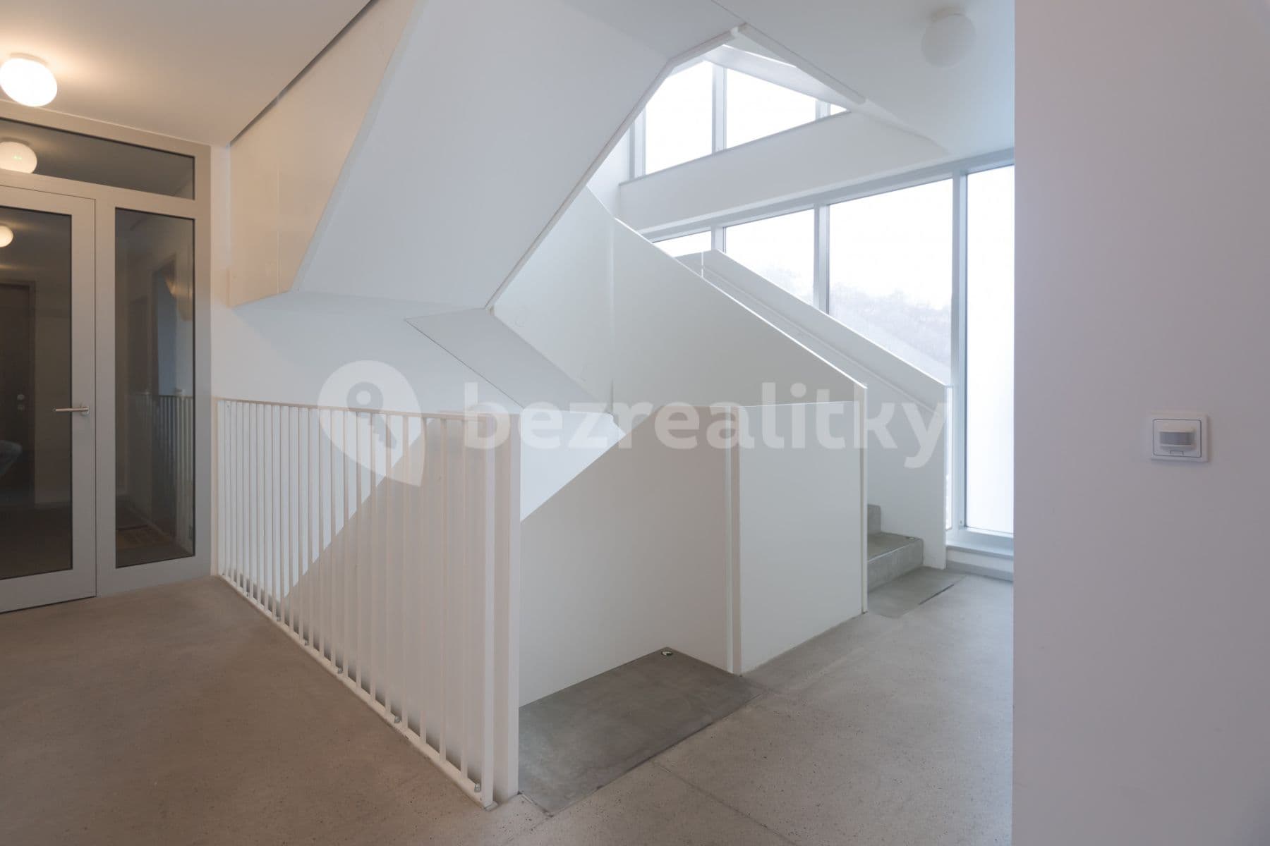 flat to rent, 35 m², Koněvova, Prague, Prague