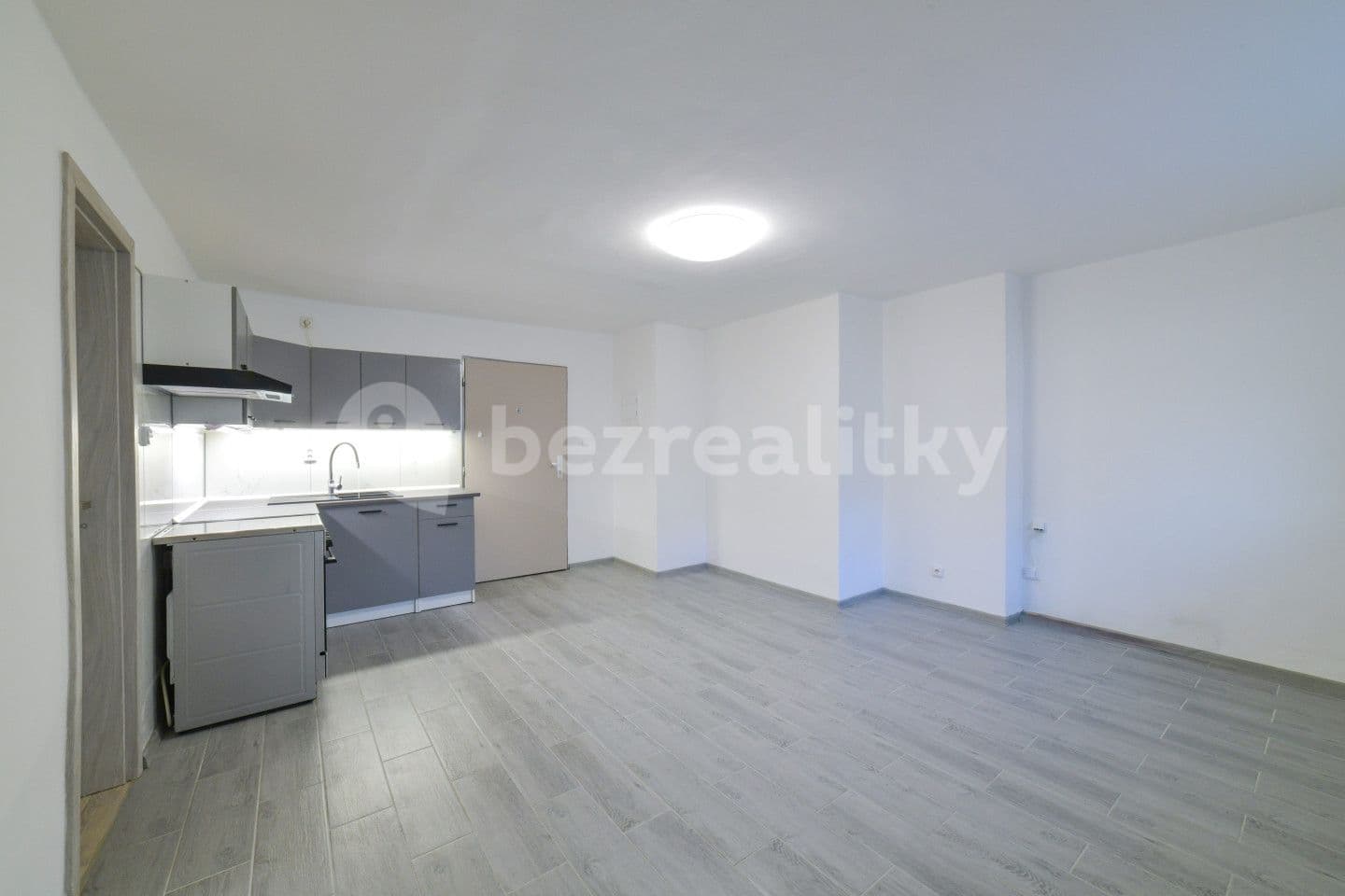 1 bedroom with open-plan kitchen flat for sale, 52 m², Aš, Karlovarský Region