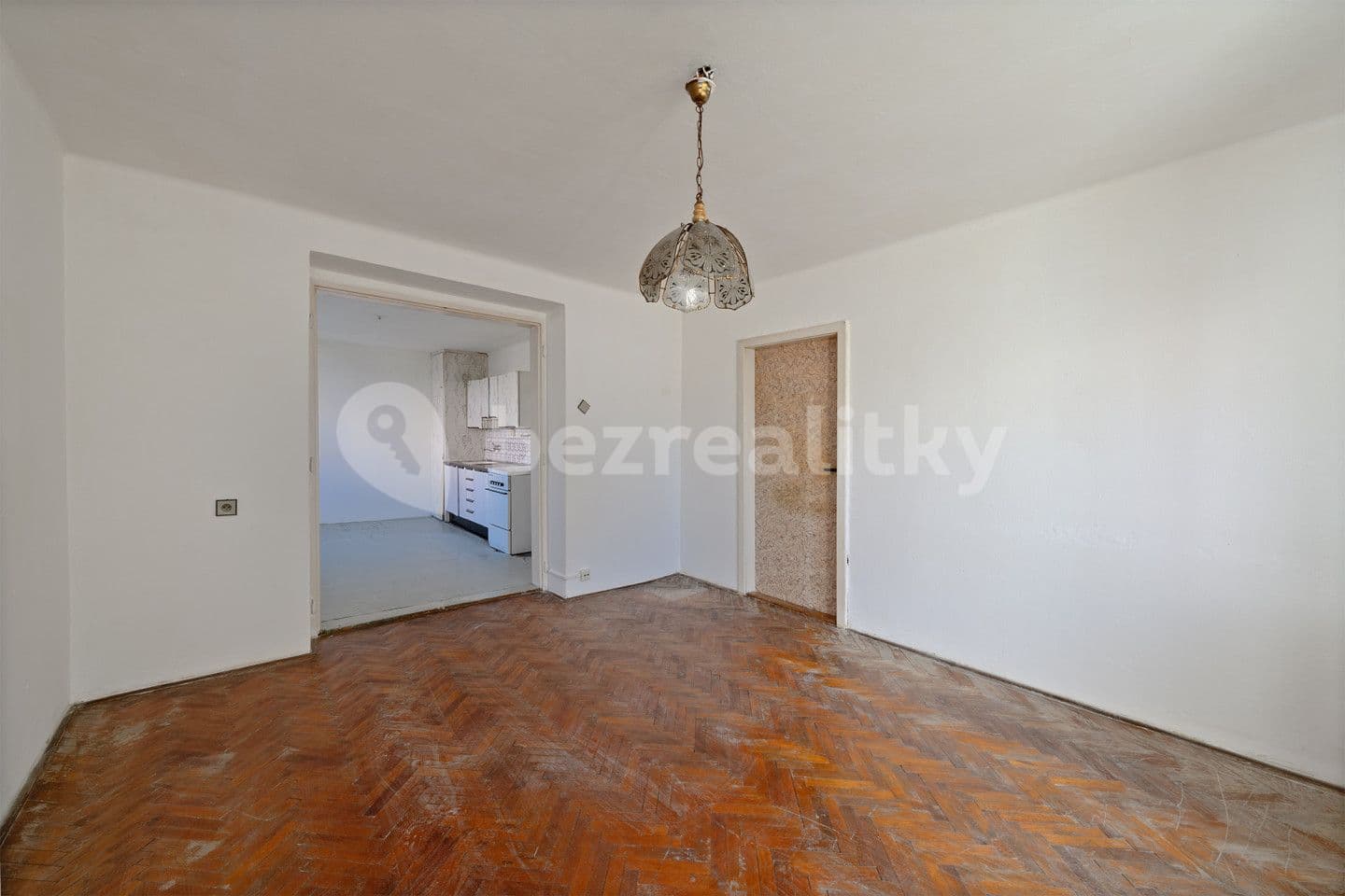 2 bedroom flat for sale, 47 m², U nemocnice, Teplice, Ústecký Region