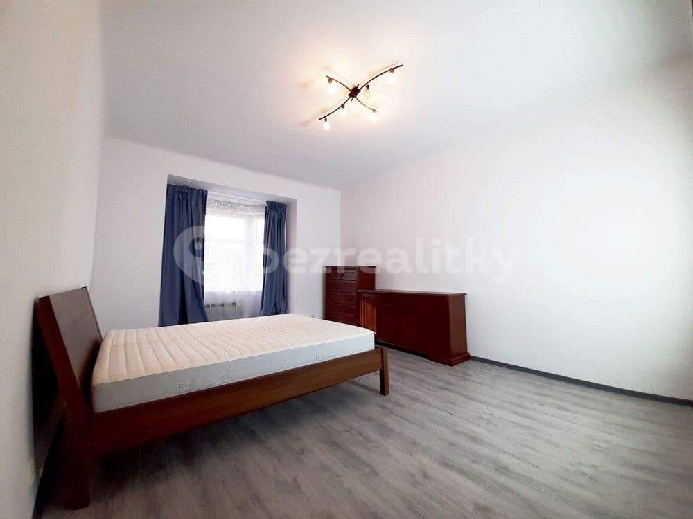 1 bedroom with open-plan kitchen flat for sale, 56 m², Nuselská, Prague, Prague