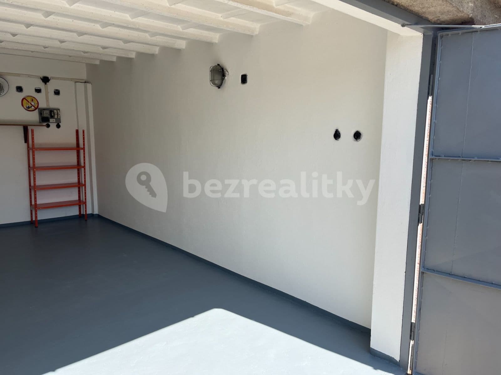 garage for sale, 18 m², Třískalova, Brno, Jihomoravský Region