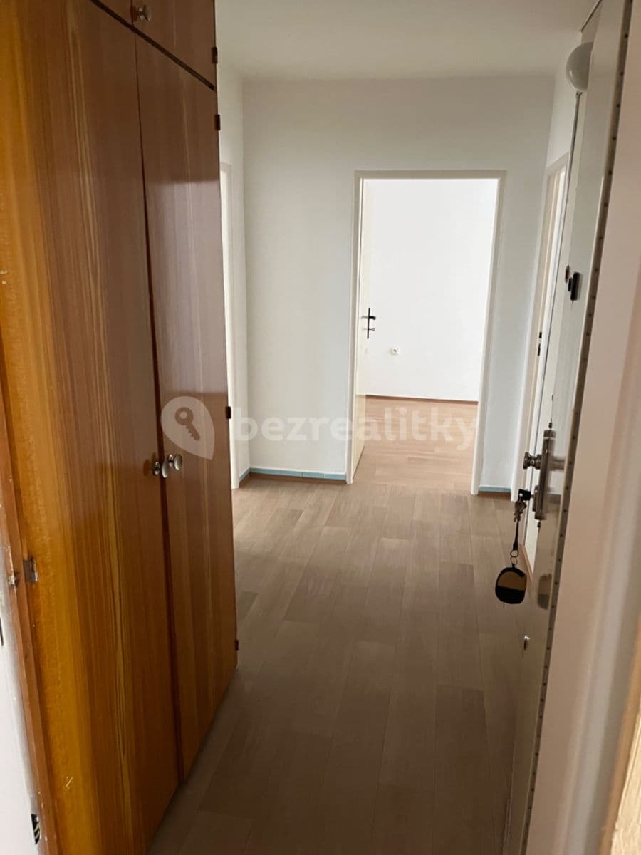 3 bedroom flat to rent, 63 m², Vachkova, Hradec Králové, Královéhradecký Region
