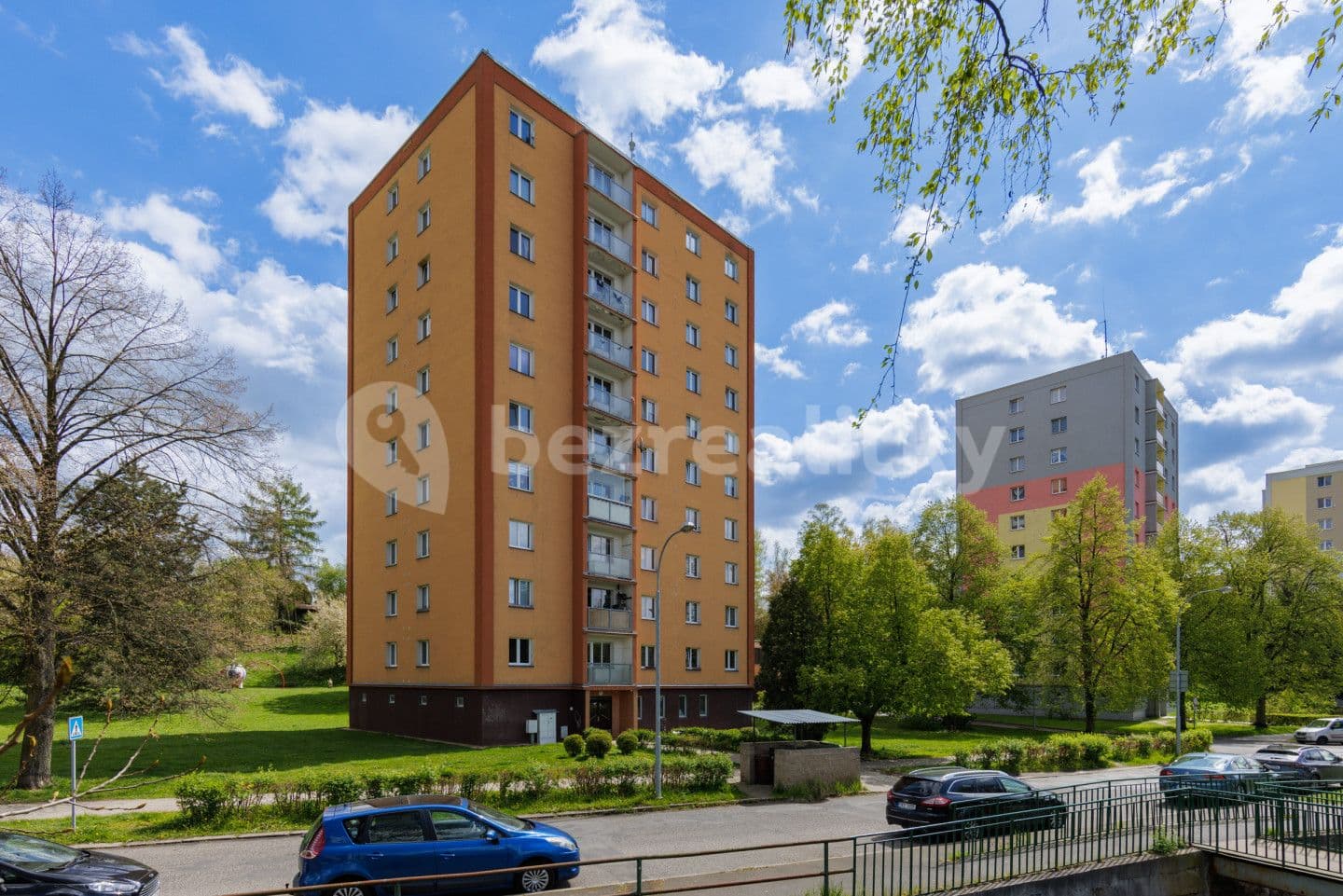 2 bedroom flat for sale, 54 m², Poděbradova, Chodov, Karlovarský Region