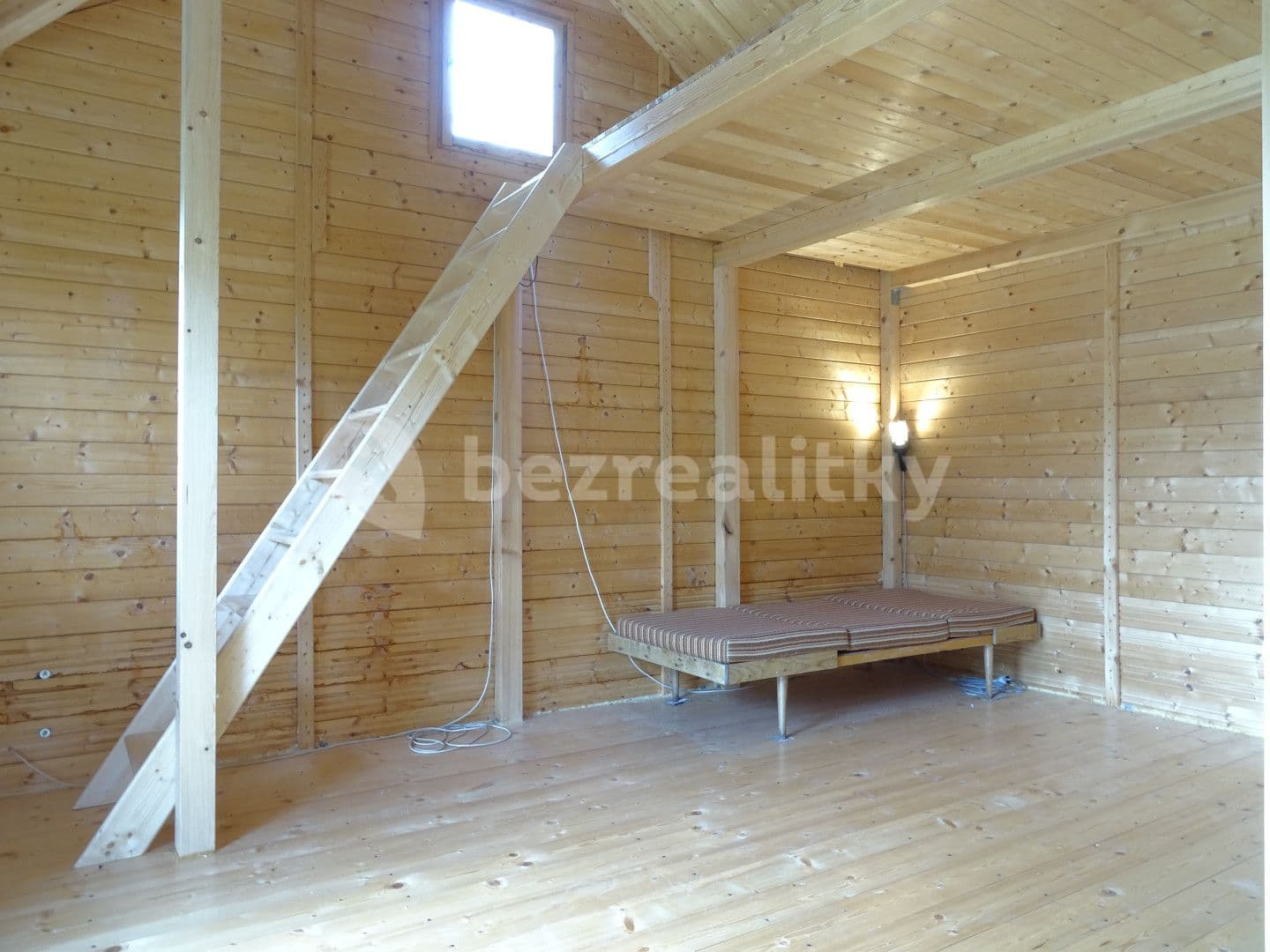 recreational property for sale, 258 m², Svrkyně, Středočeský Region