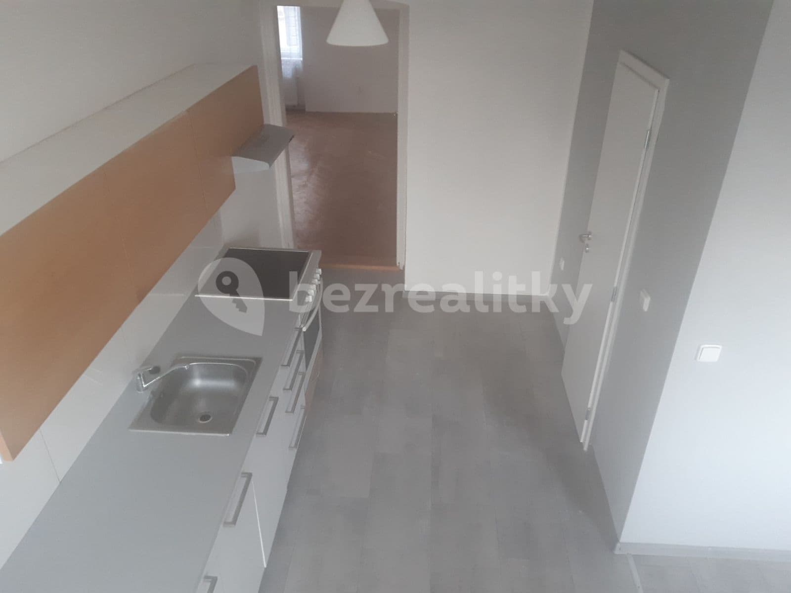 1 bedroom with open-plan kitchen flat to rent, 45 m², Bayerova, Brno, Jihomoravský Region