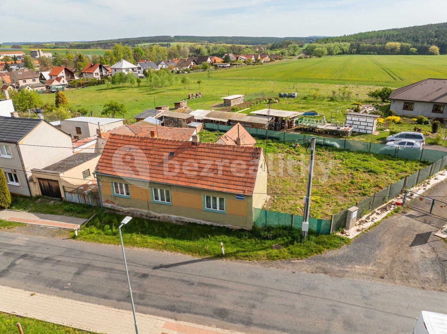 house for sale, 73 m², Hostokryjská, Senomaty, Středočeský Region