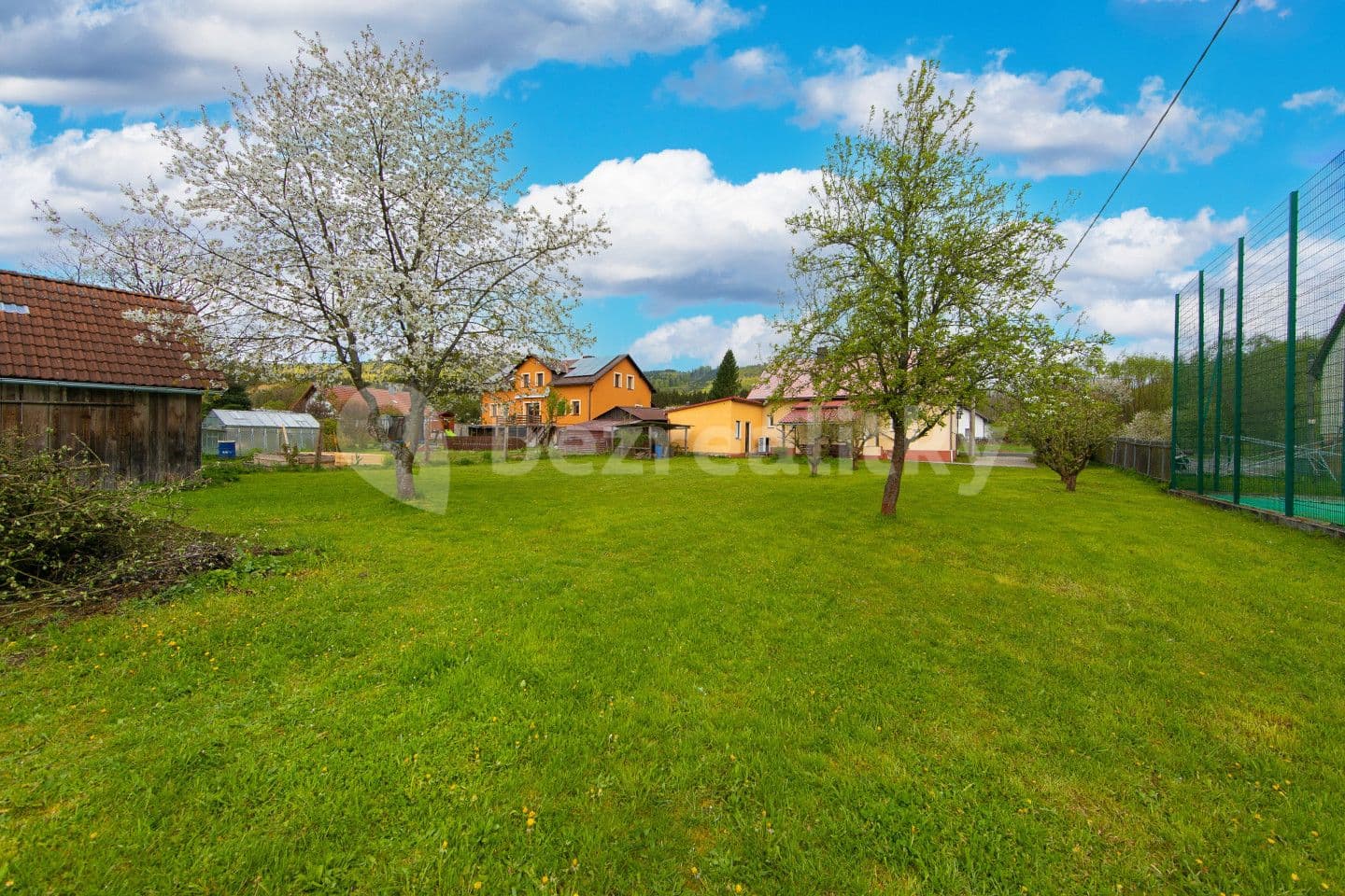 recreational property for sale, 1,070 m², Rybník, Plzeňský Region