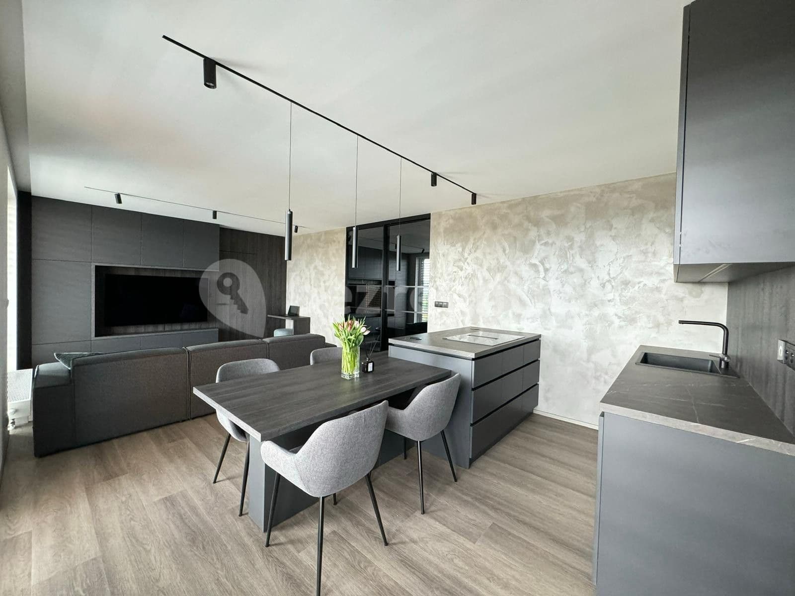 2 bedroom with open-plan kitchen flat to rent, 82 m², Oktábcových, Prague, Prague