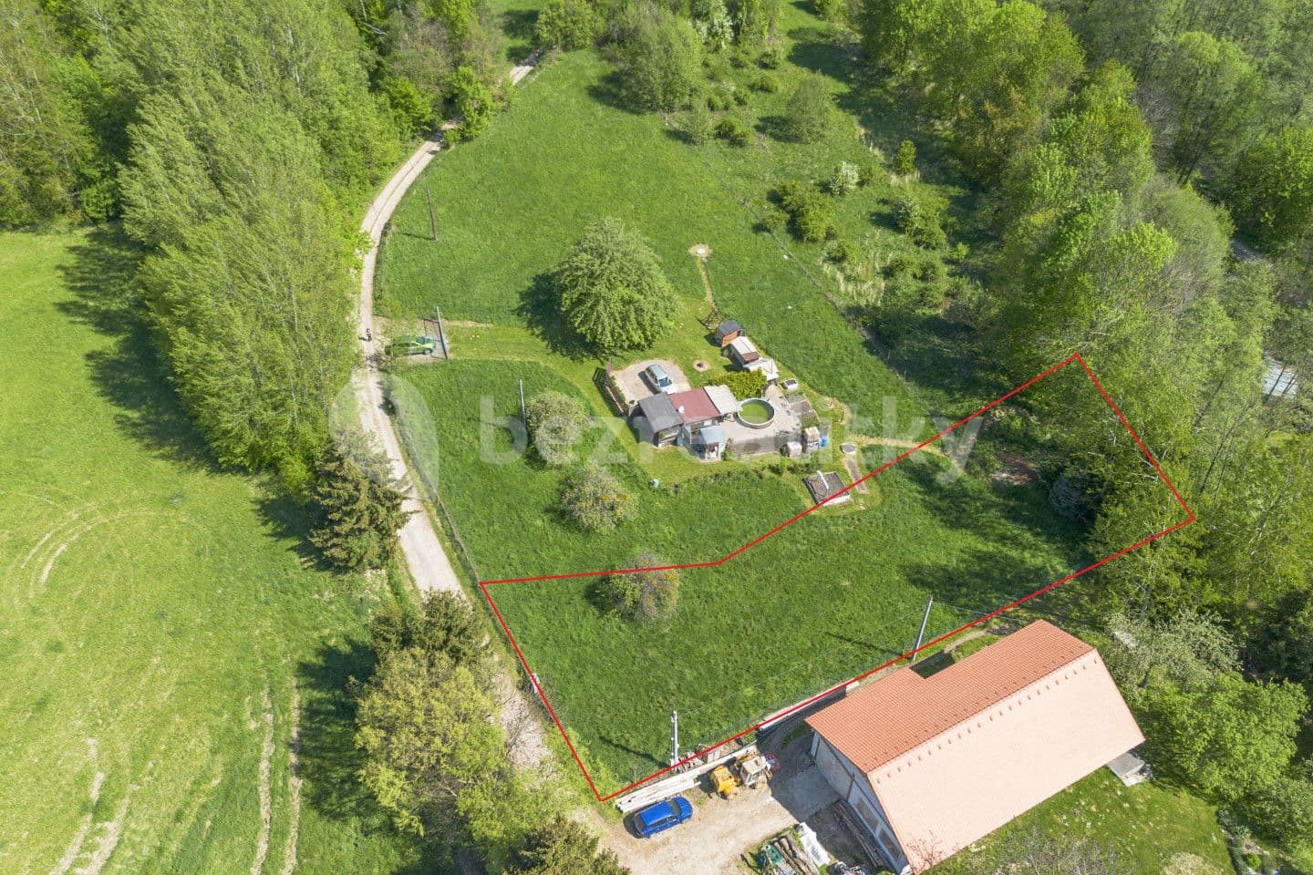 plot for sale, 1,075 m², Morašice, Pardubický Region