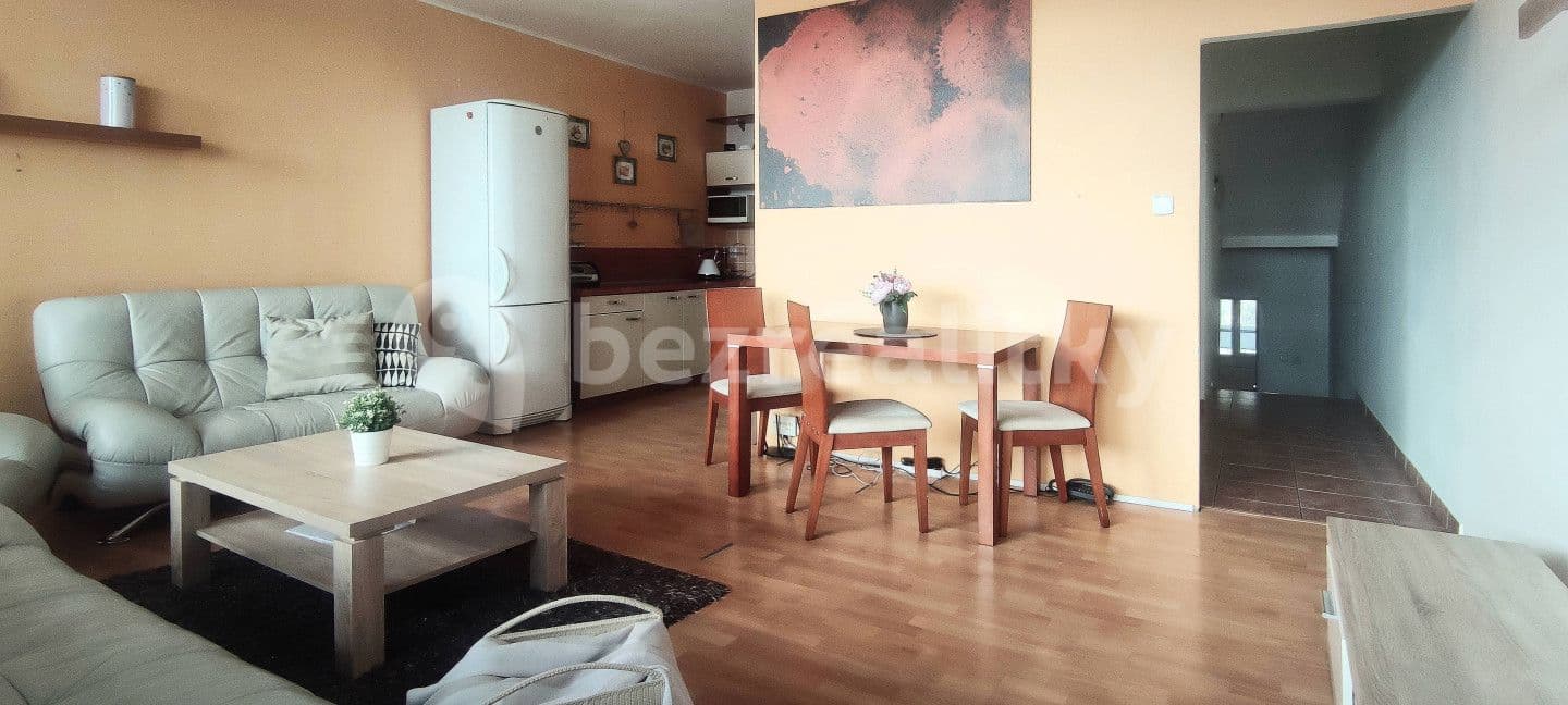1 bedroom with open-plan kitchen flat for sale, 72 m², Březenecká, Chomutov, Ústecký Region