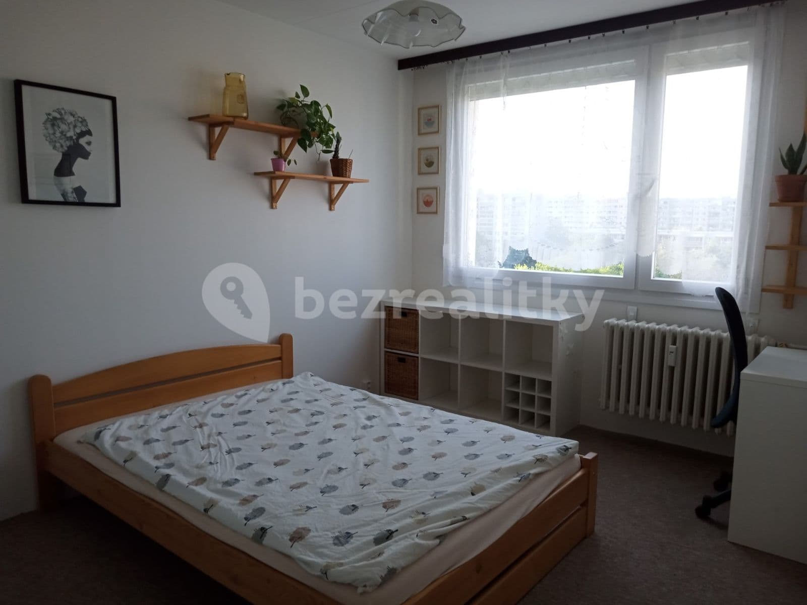 4 bedroom flat to rent, 69 m², Doubravická, Prague, Prague