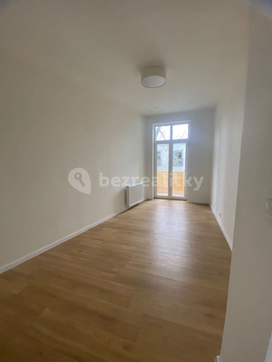 3 bedroom flat to rent, 67 m², Závodu míru, Karlovy Vary, Karlovarský Region