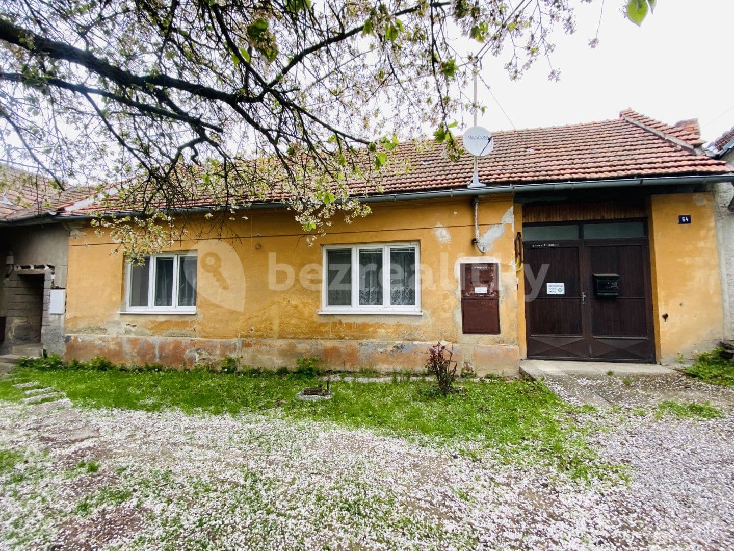 house for sale, 132 m², Ptení, Olomoucký Region
